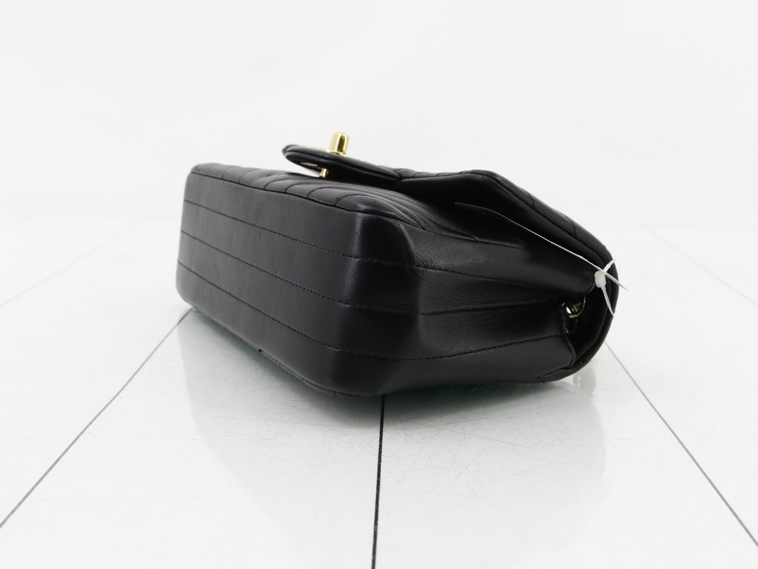 Lambskin V-stitch chain shoulder bag — view 6