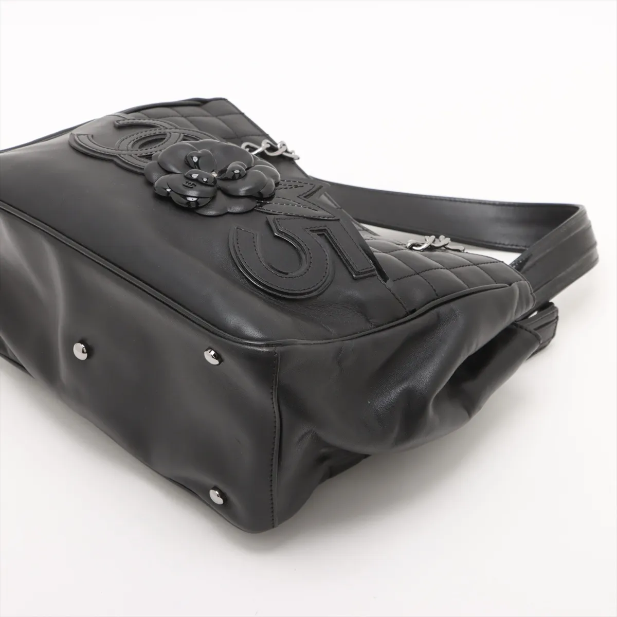 Chocolate Bar Lambskin x Patent Leather Chain Tote Bag Camellia Black Silver Hardware 10948041 No. 10 — view 3