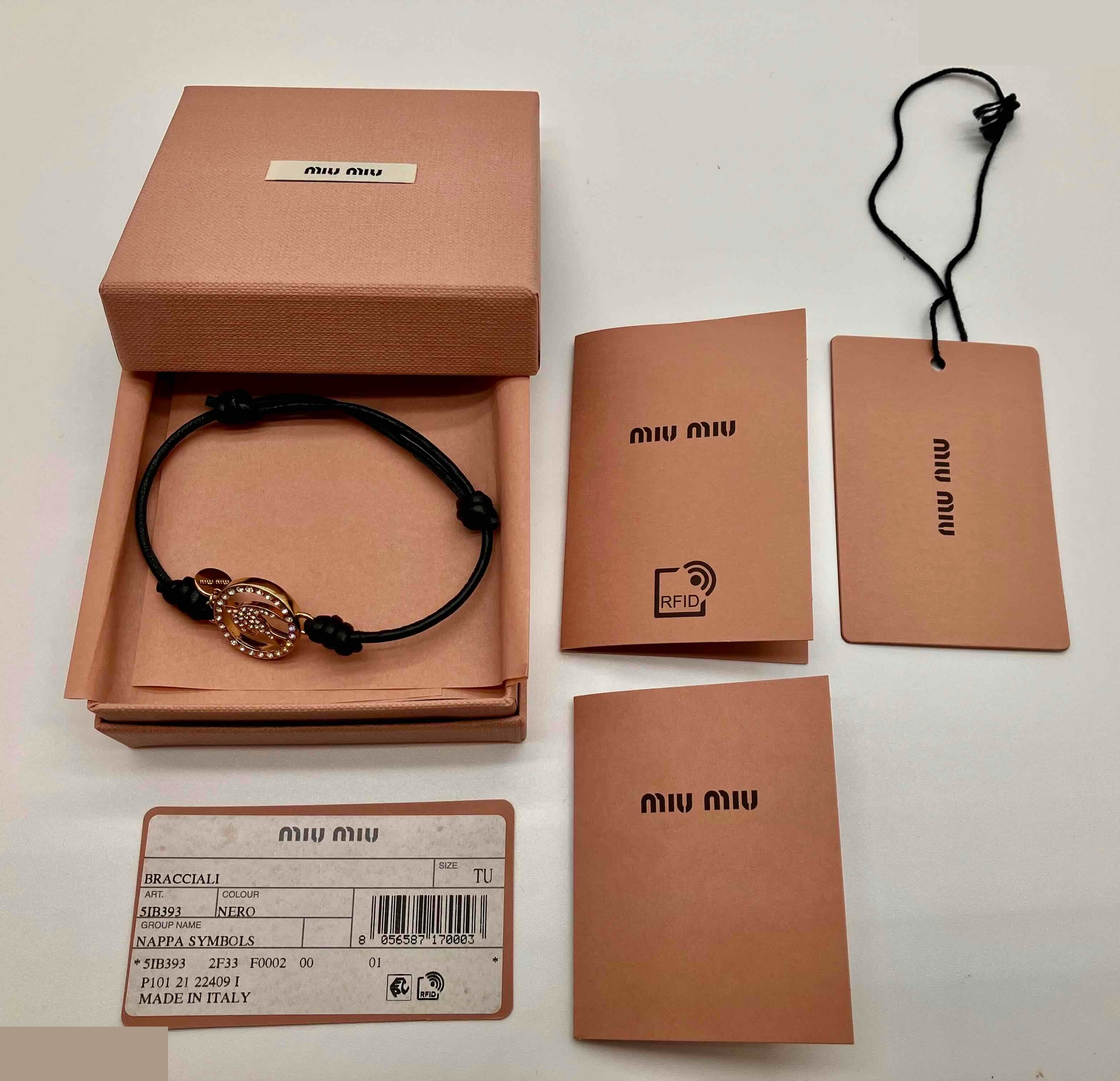 Other lines: Small items, accessories, bracelets, bangles (leather, fabric). — view 5