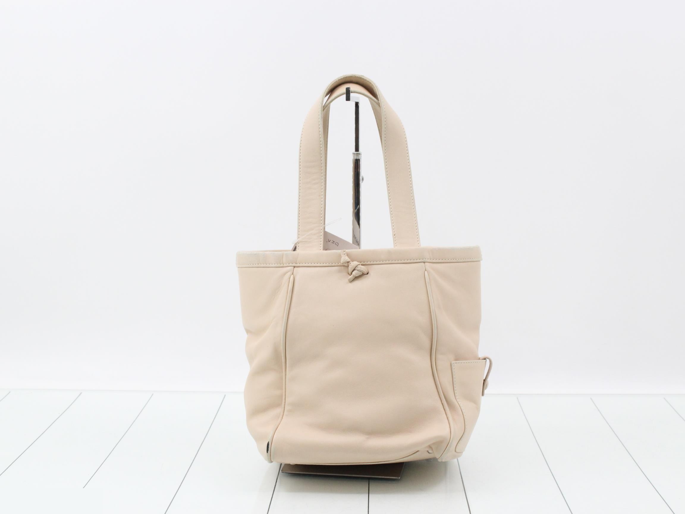 Anagram handbag, with warranty. — view 2
