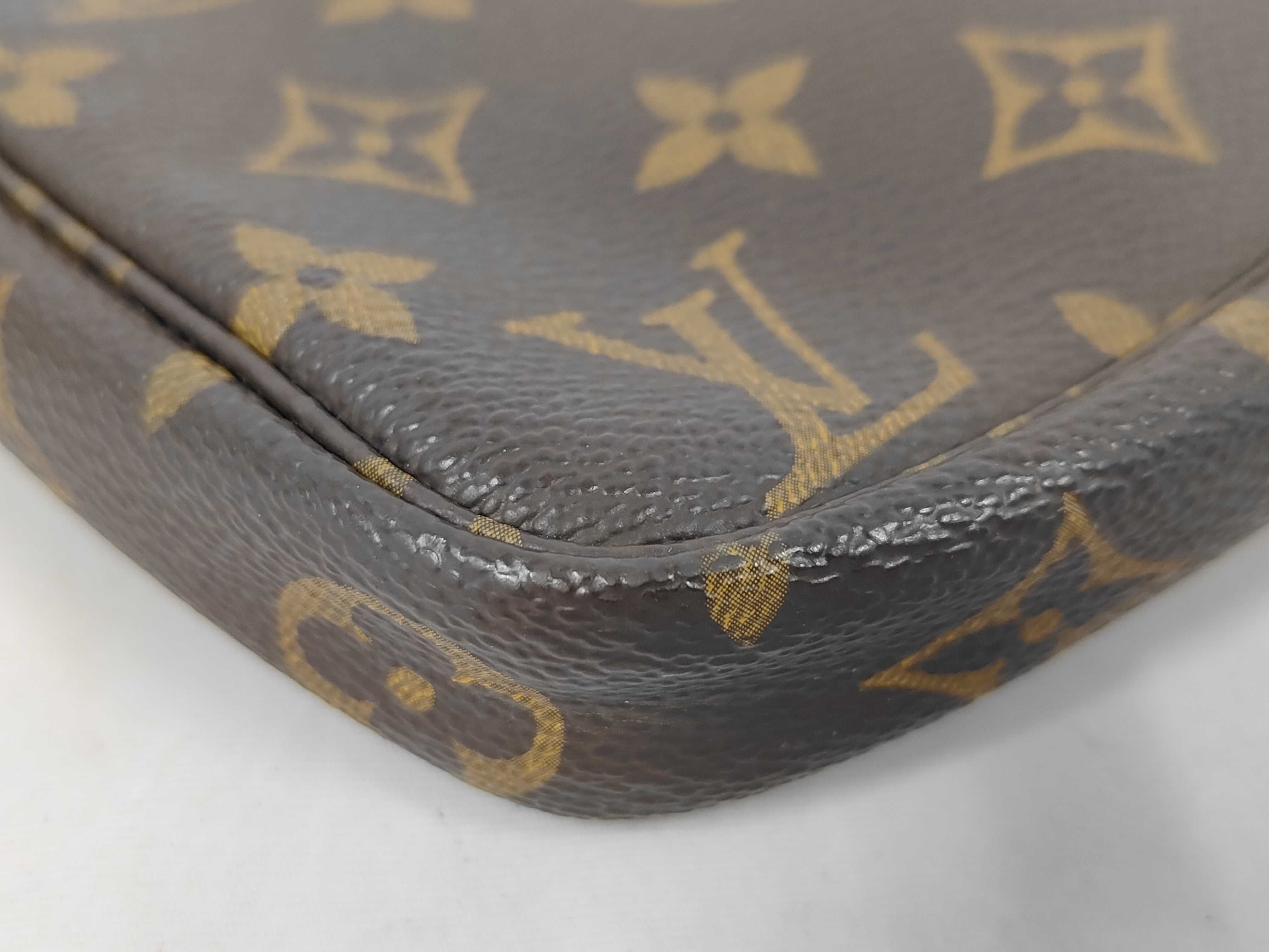 Monogram Pochette Accessoires AR1909 Shoulder Bag — view 3