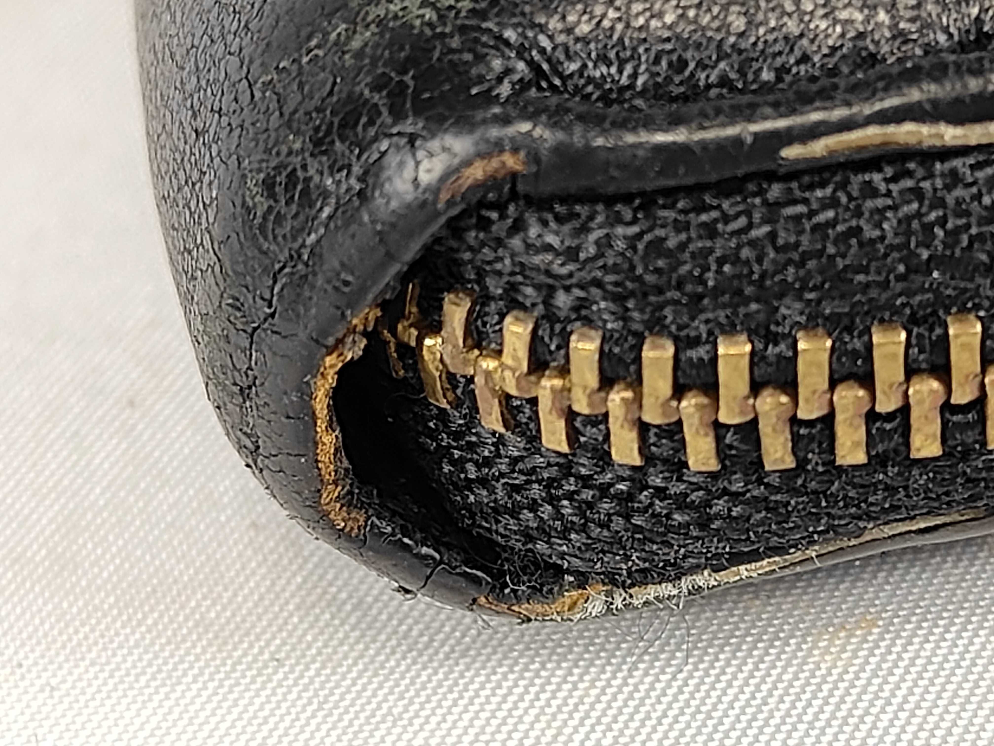 plain leather wallet — view 5