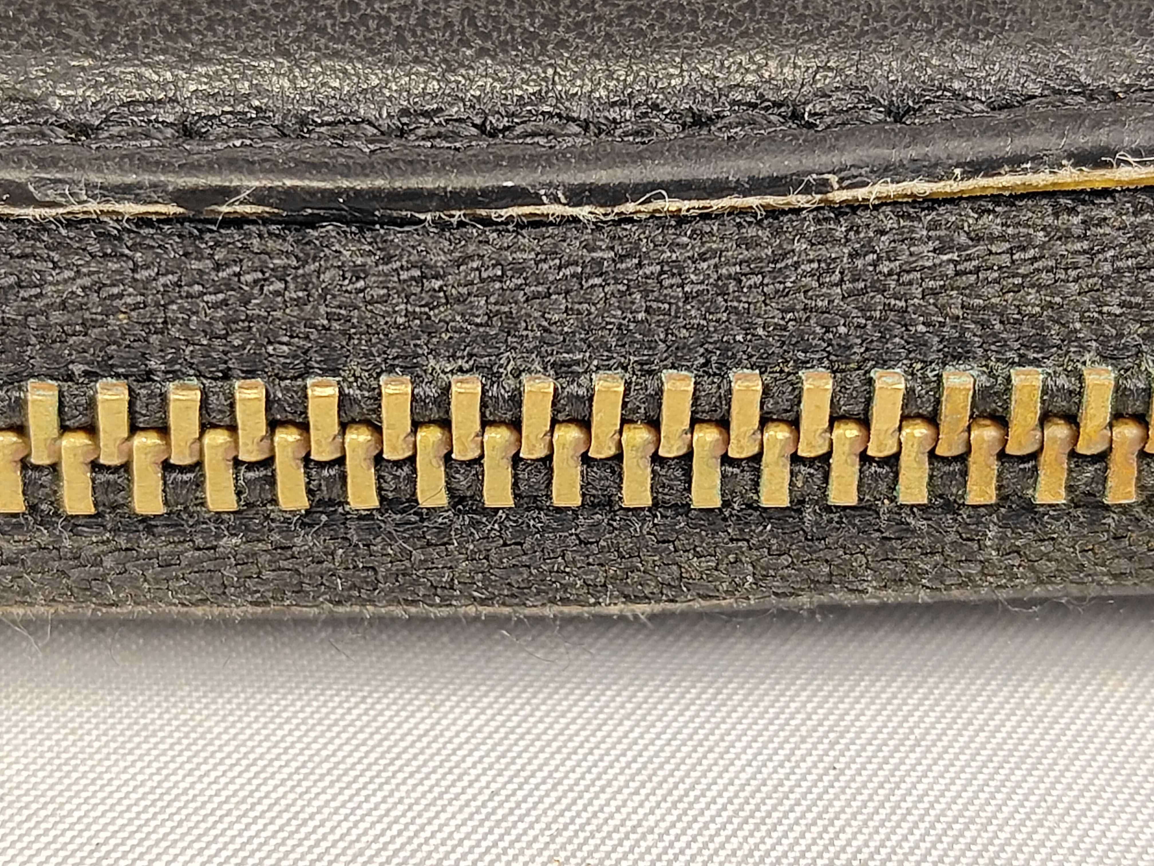 plain leather wallet — view 7