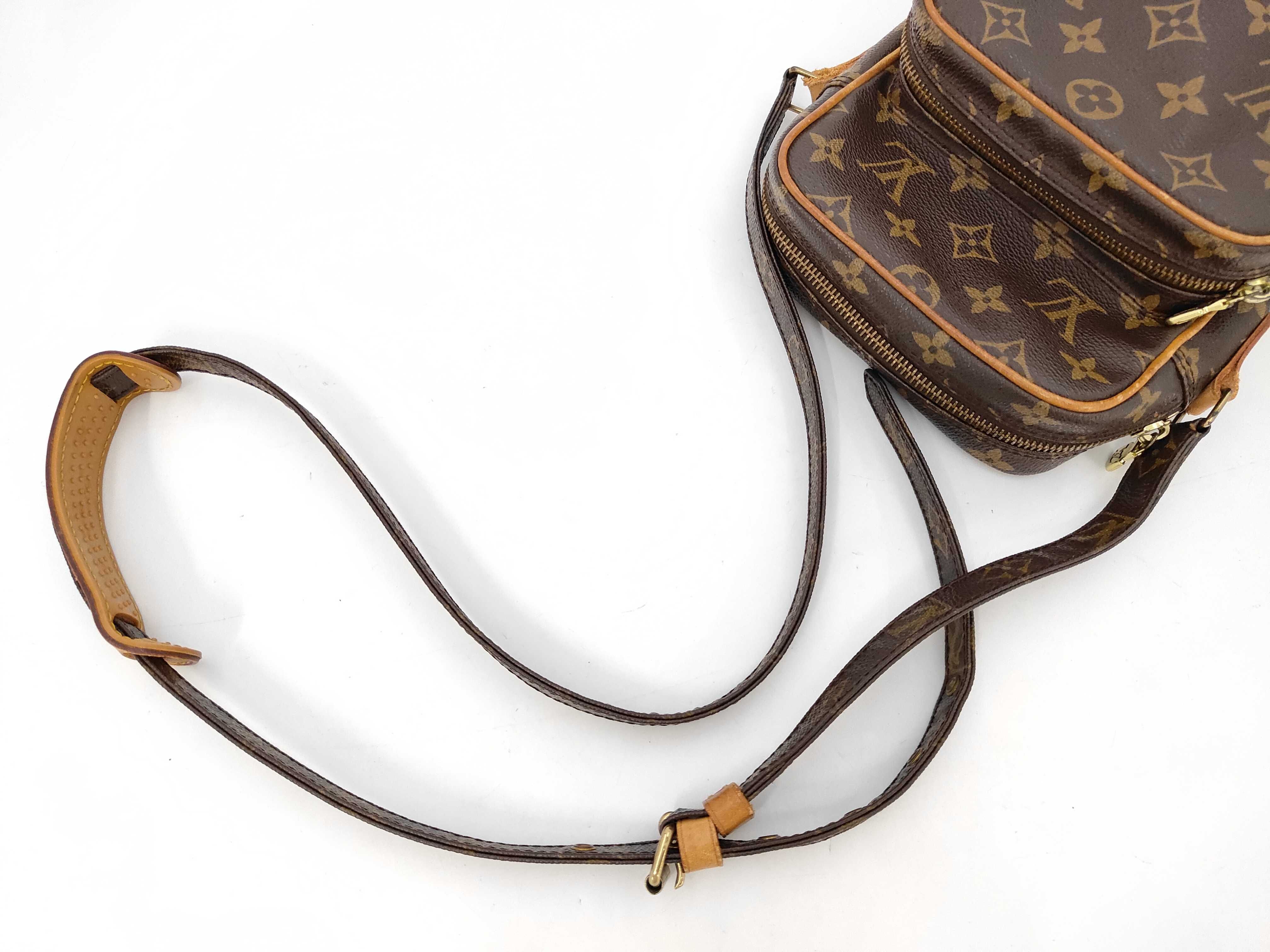 Monogram Amazon TH0926 Shoulder Bag — view 5