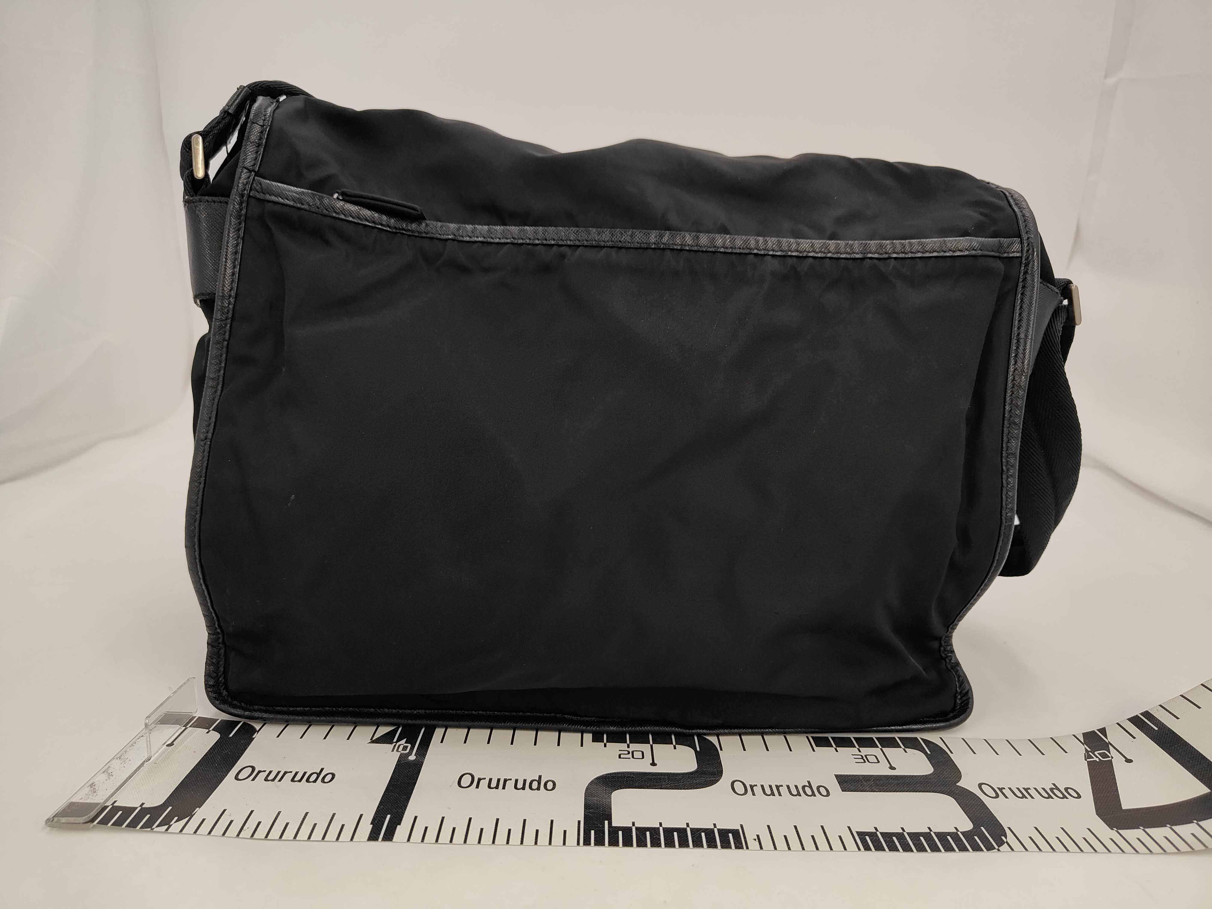 Triangle Logo Plate V158 Shoulder Bag — view 2