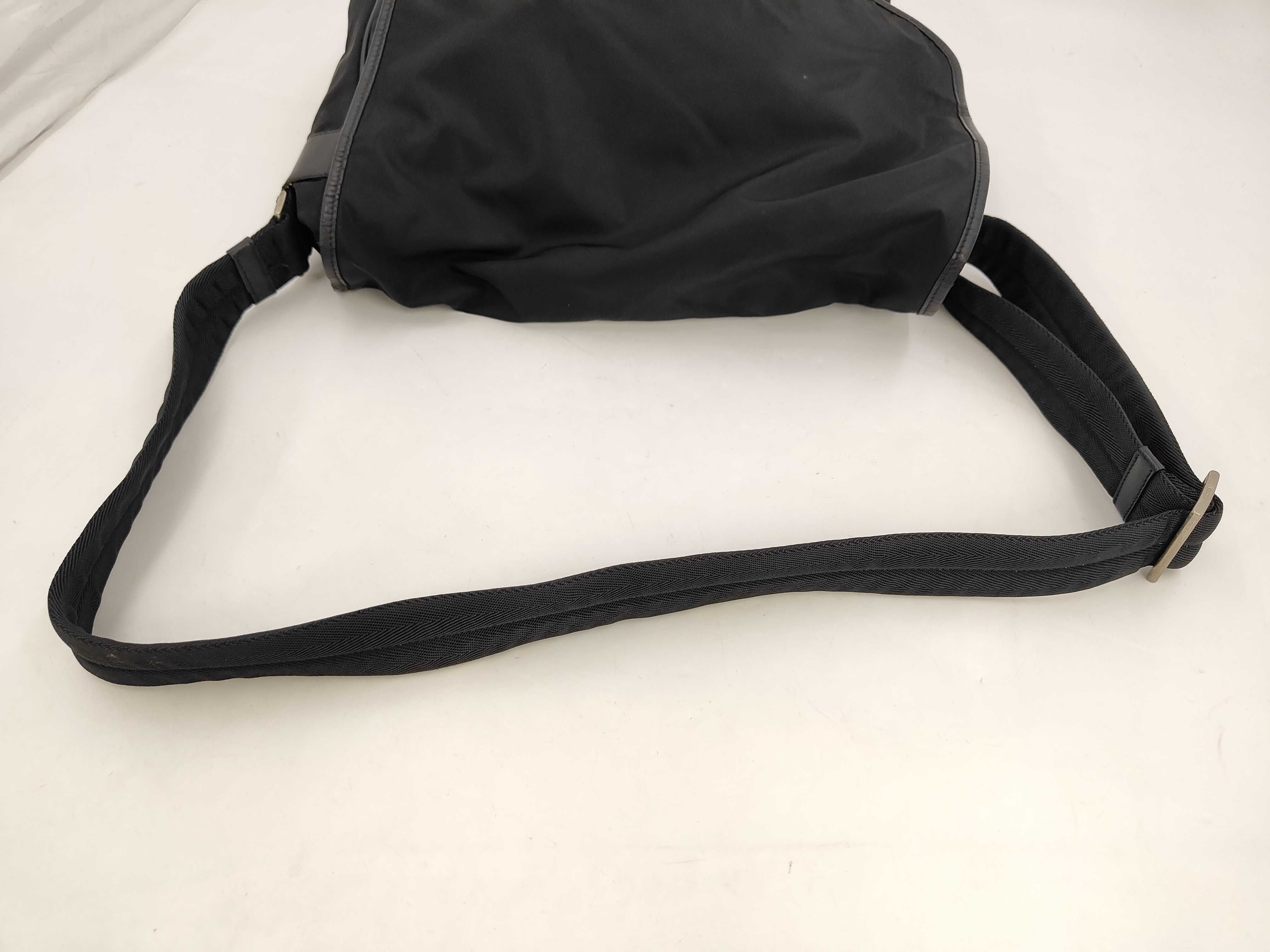 Triangle Logo Plate V158 Shoulder Bag — view 5