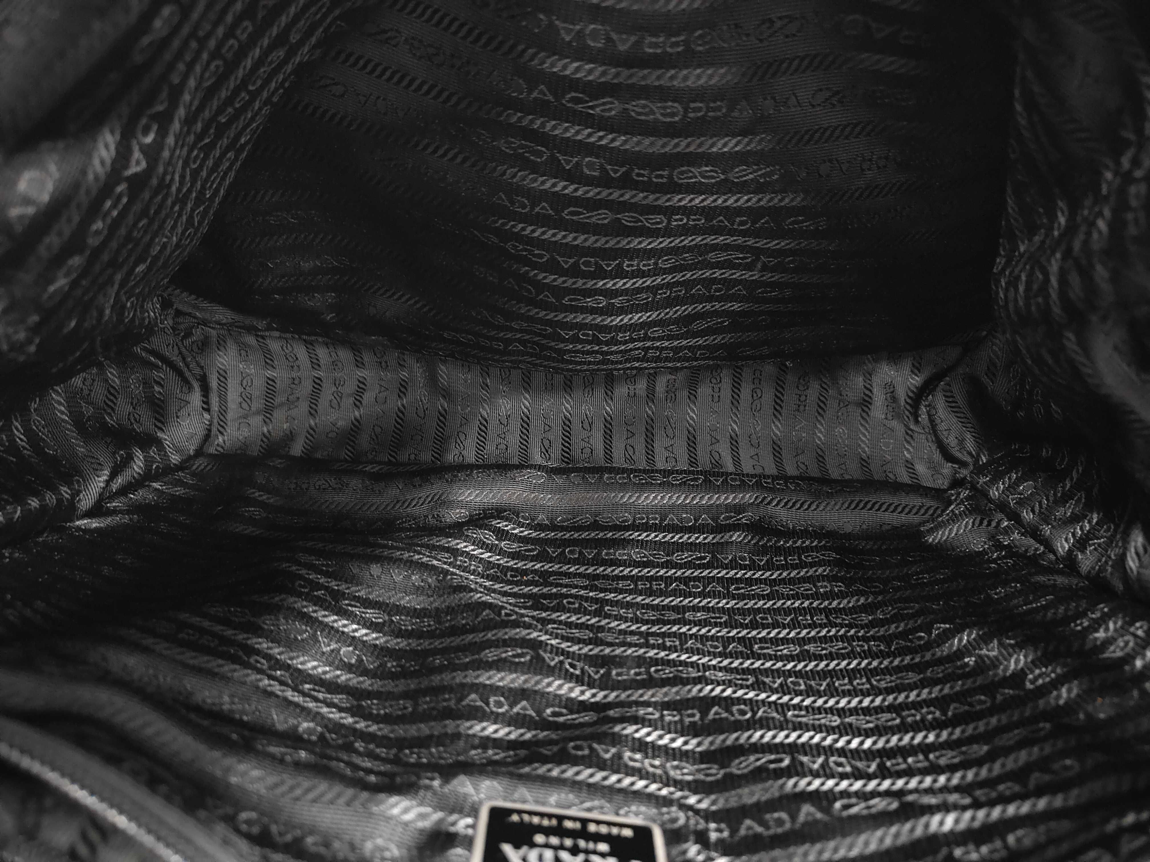 Triangle Logo Plate V158 Shoulder Bag — view 8