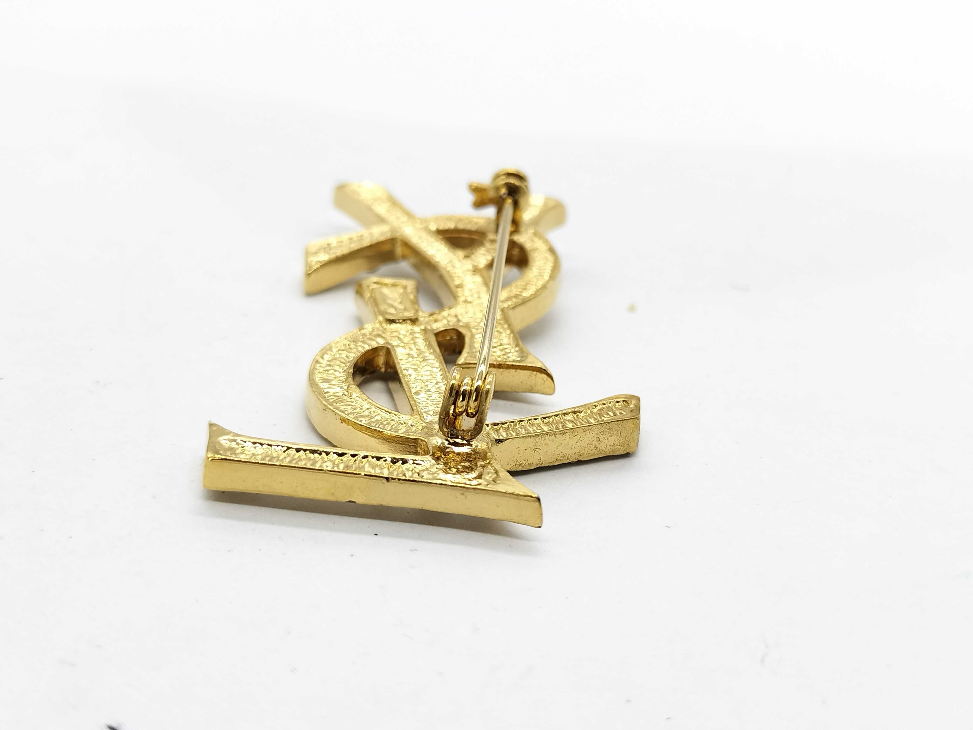 Brooch, Logo, Gold Rhinestone Brooch — view 6