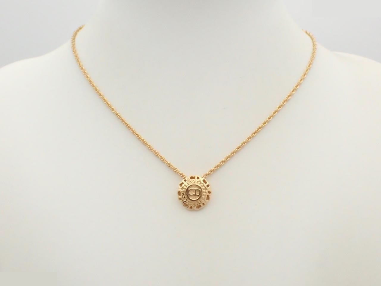 Other line: Precious metals, necklaces, pendants, neck circumference approximately 45cm. — view 3