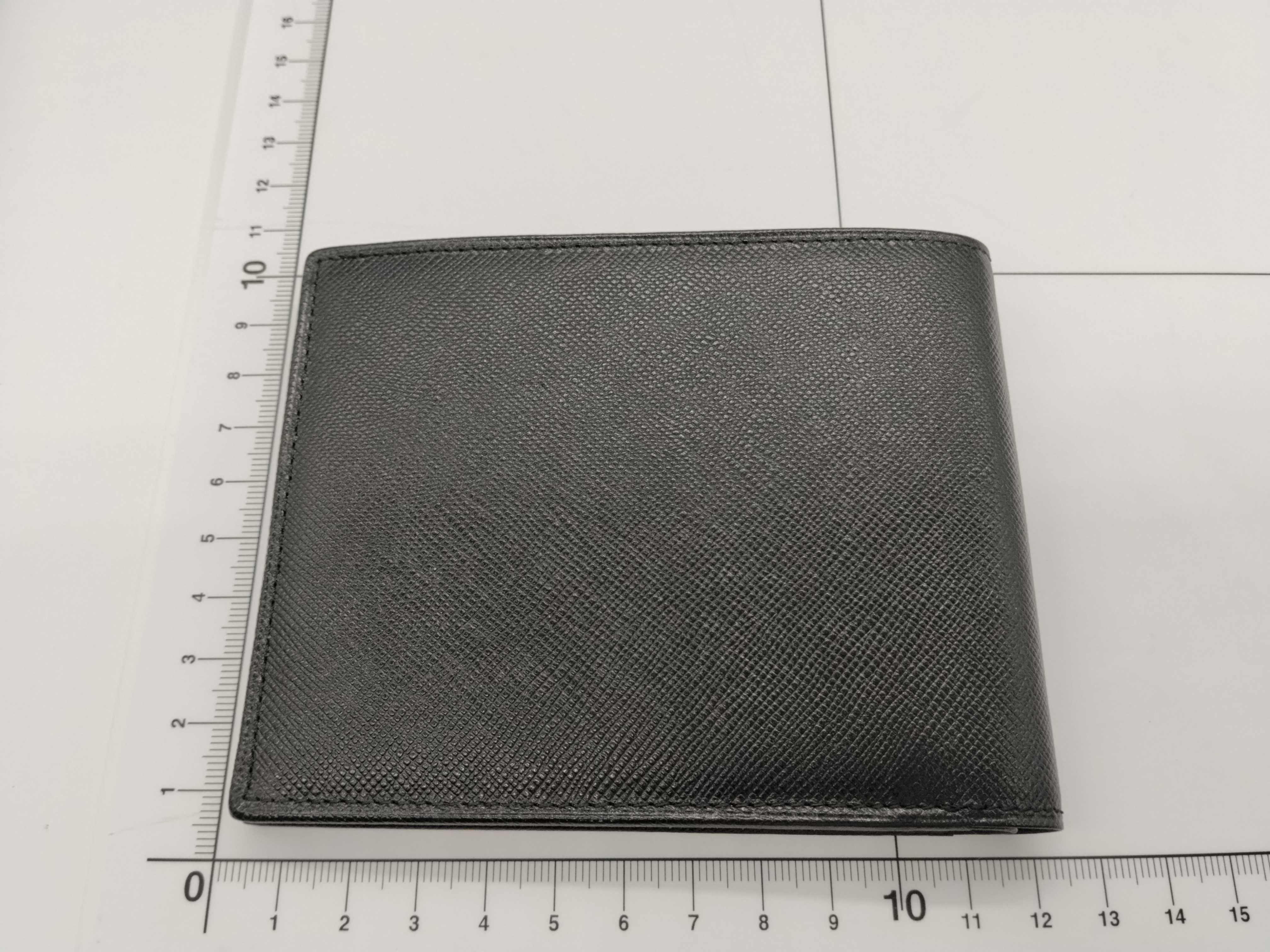 foldable wallet, with box. — view 2