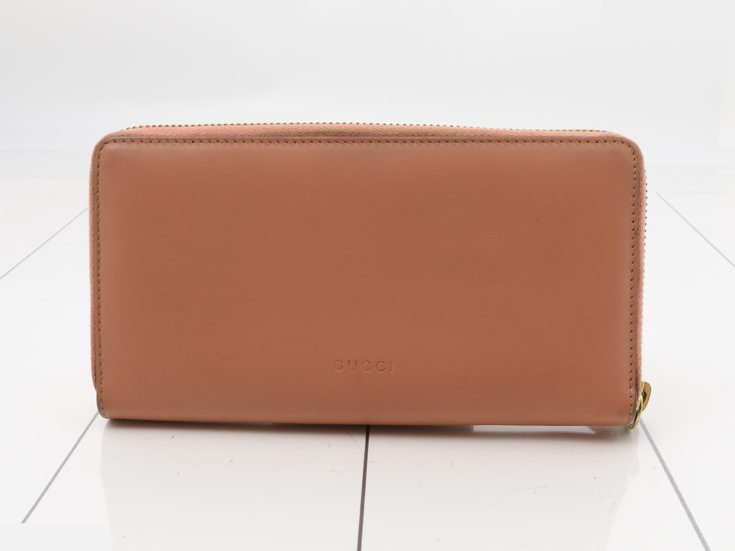 GG Marmont Ribbon Round Zipper Long Wallet — view 2