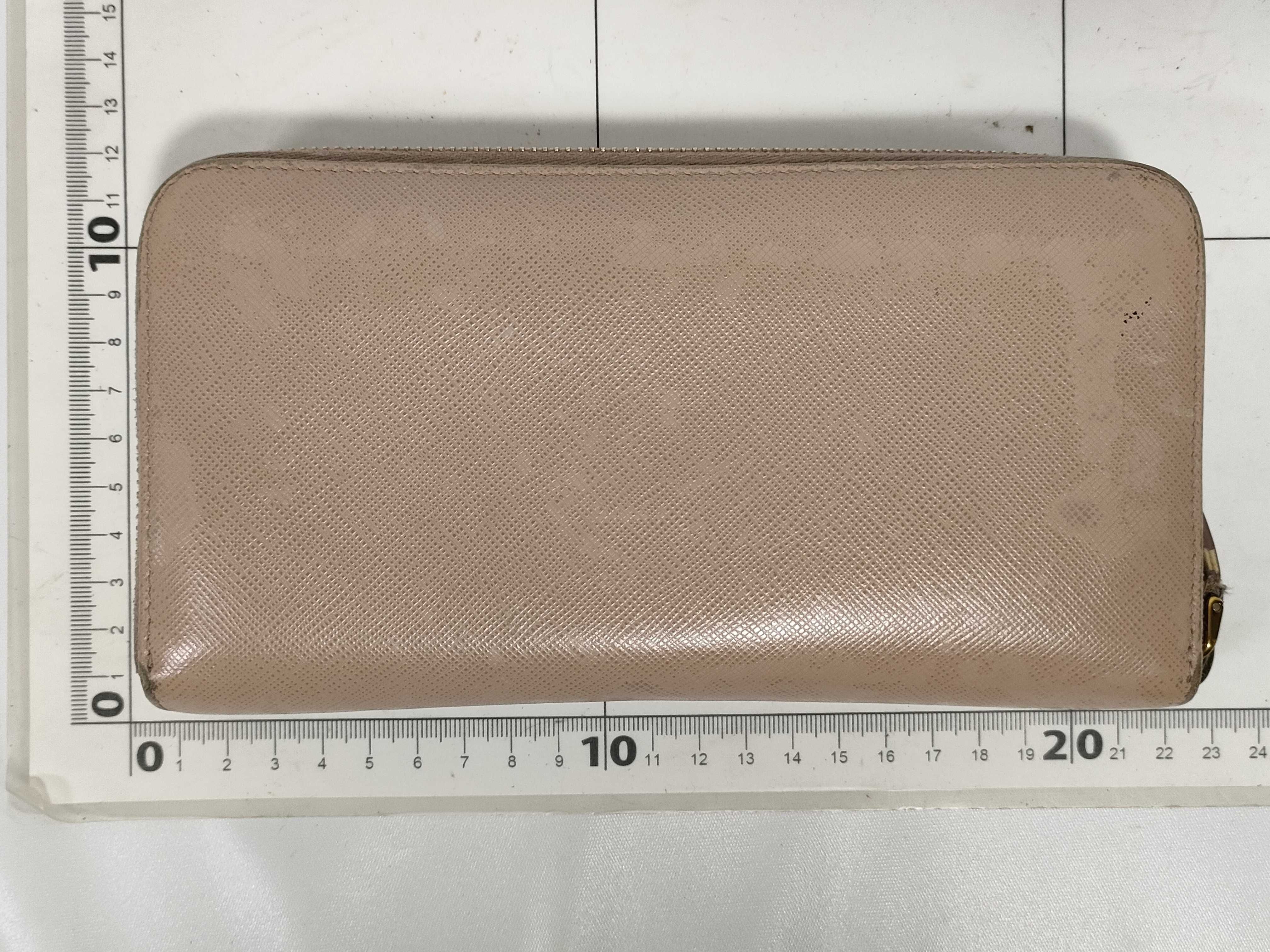 SAFFIANO Long Wallet — view 2