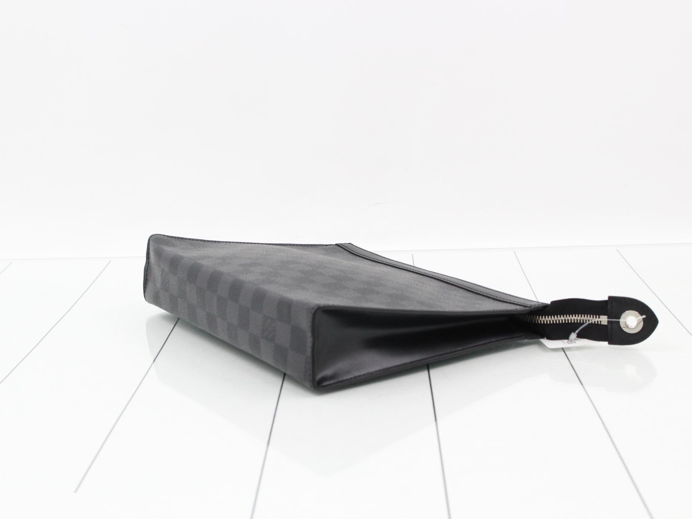 Damier Graphite Pochette Voyage MM Second Bag — view 6