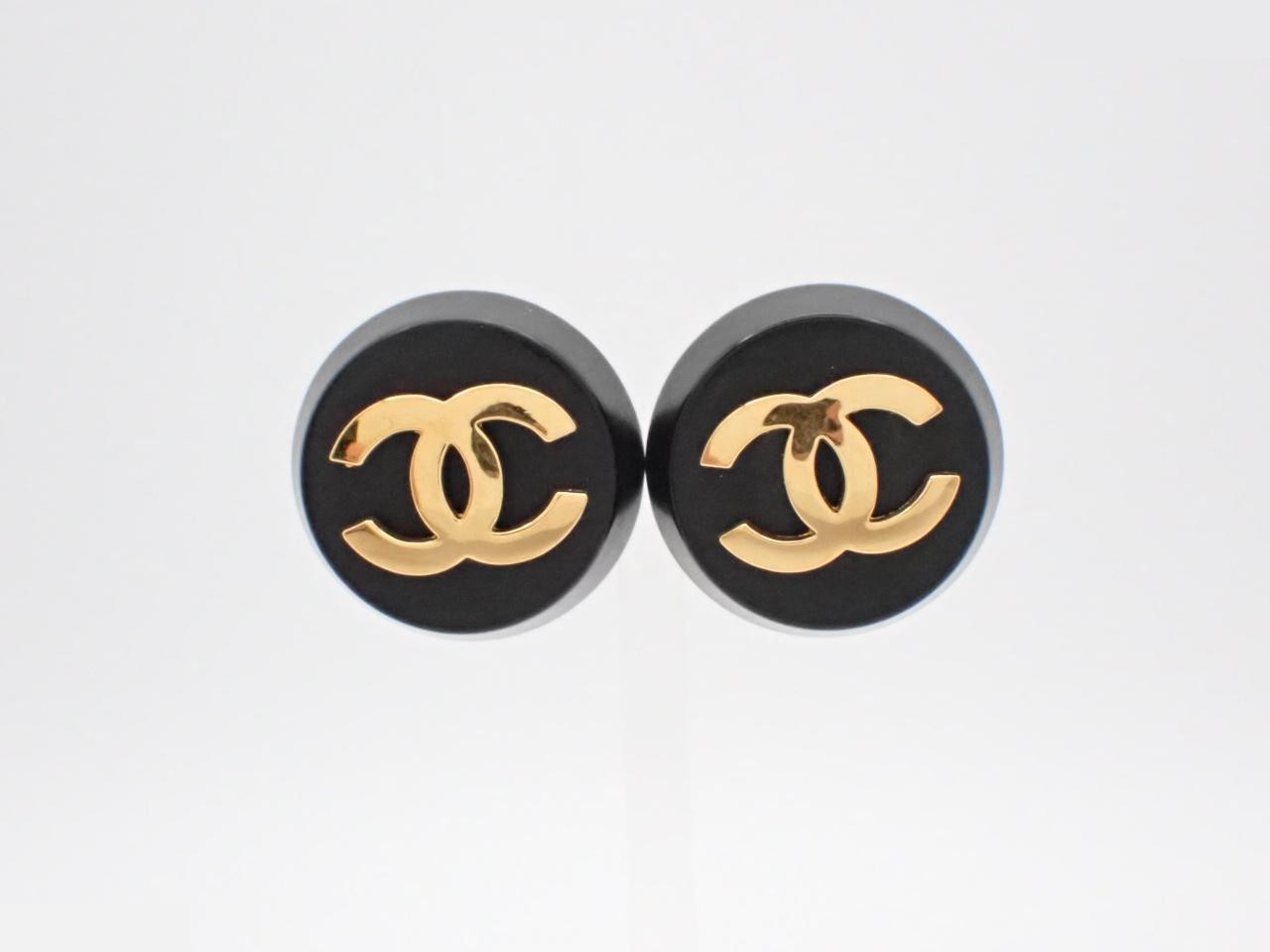 Earrings (with comment)
