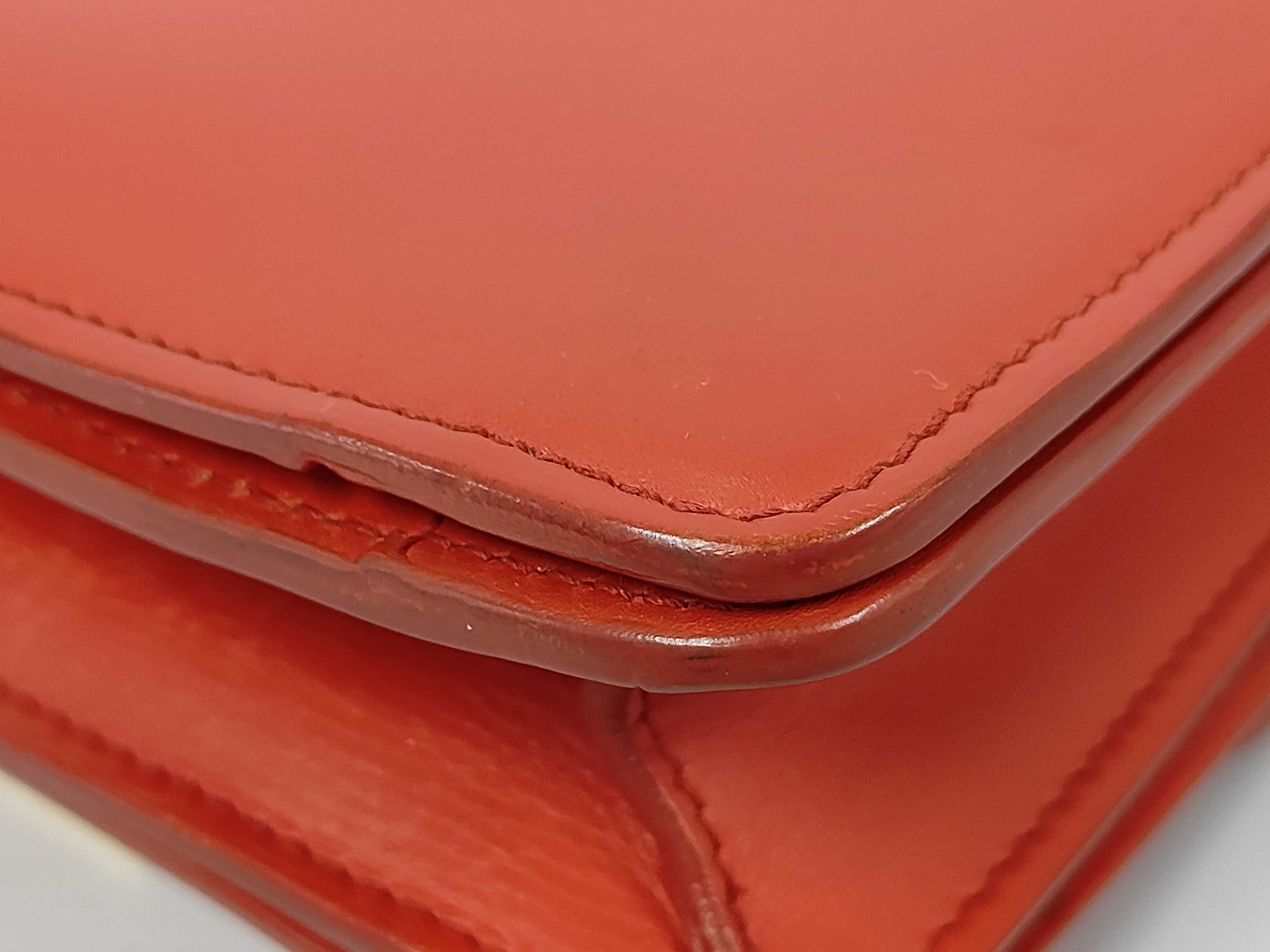 Classic Box Shoulder Bag — view 6