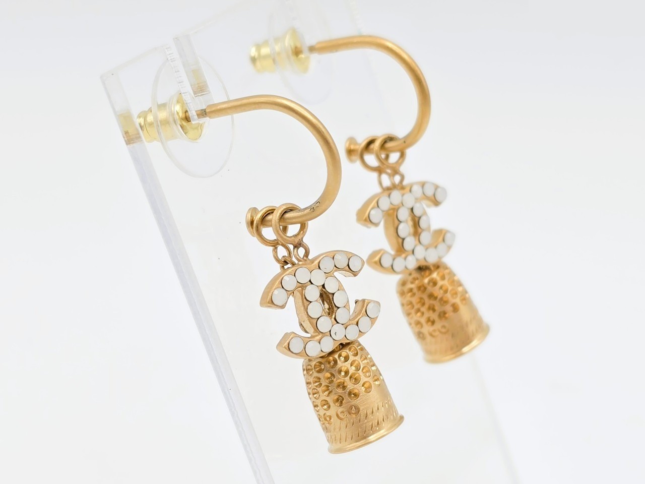 earrings — view 3