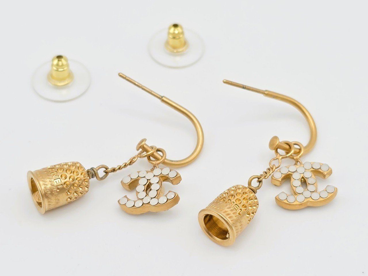 earrings — view 4