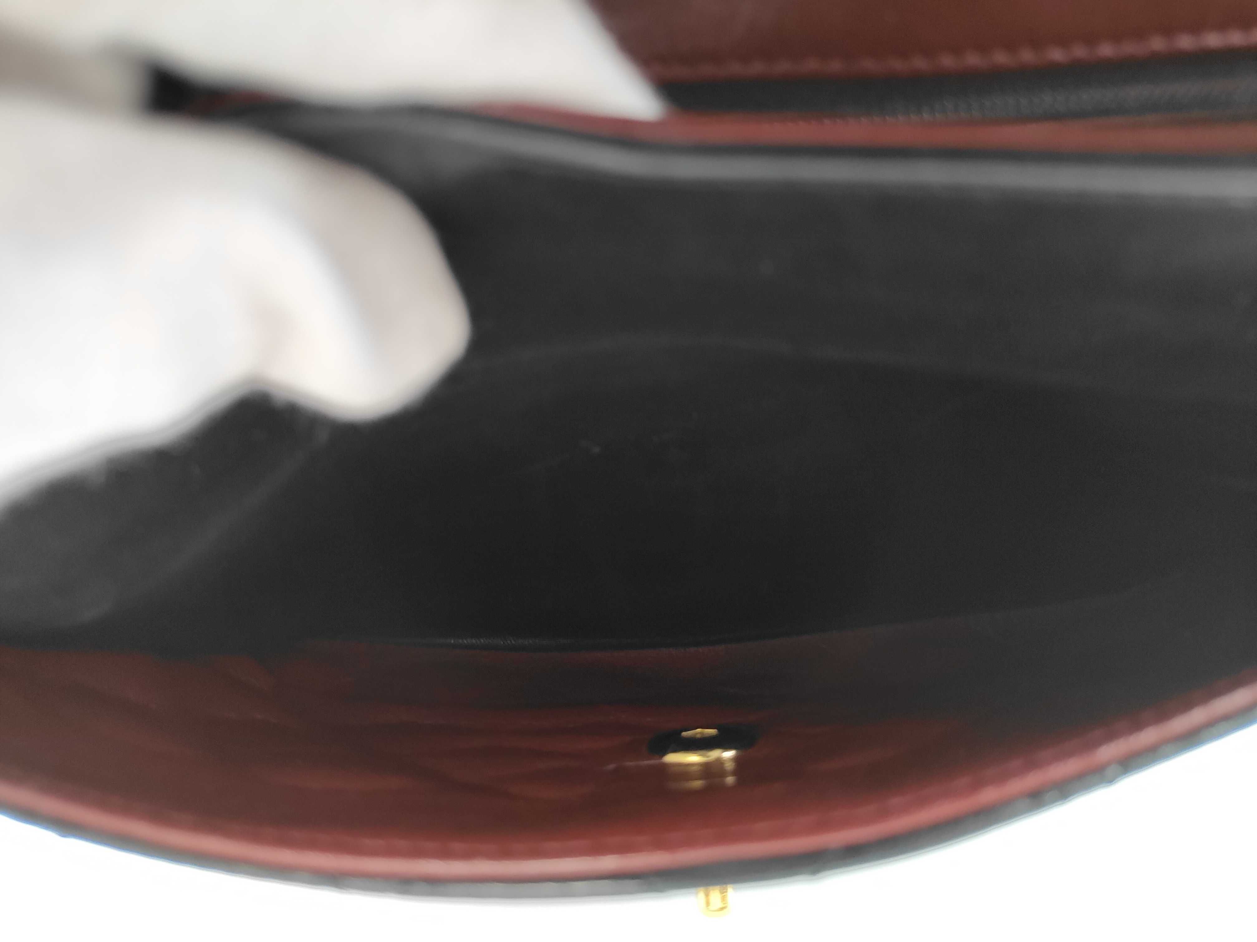 Matelassé 25 Double Flap Shoulder Bag (Serial No. 1) — view 14