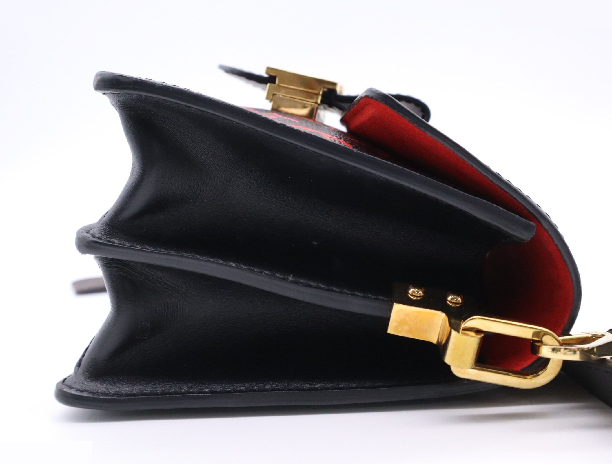 Dauphine MINI Fall in Love (with shoulder strap and charm) — view 5