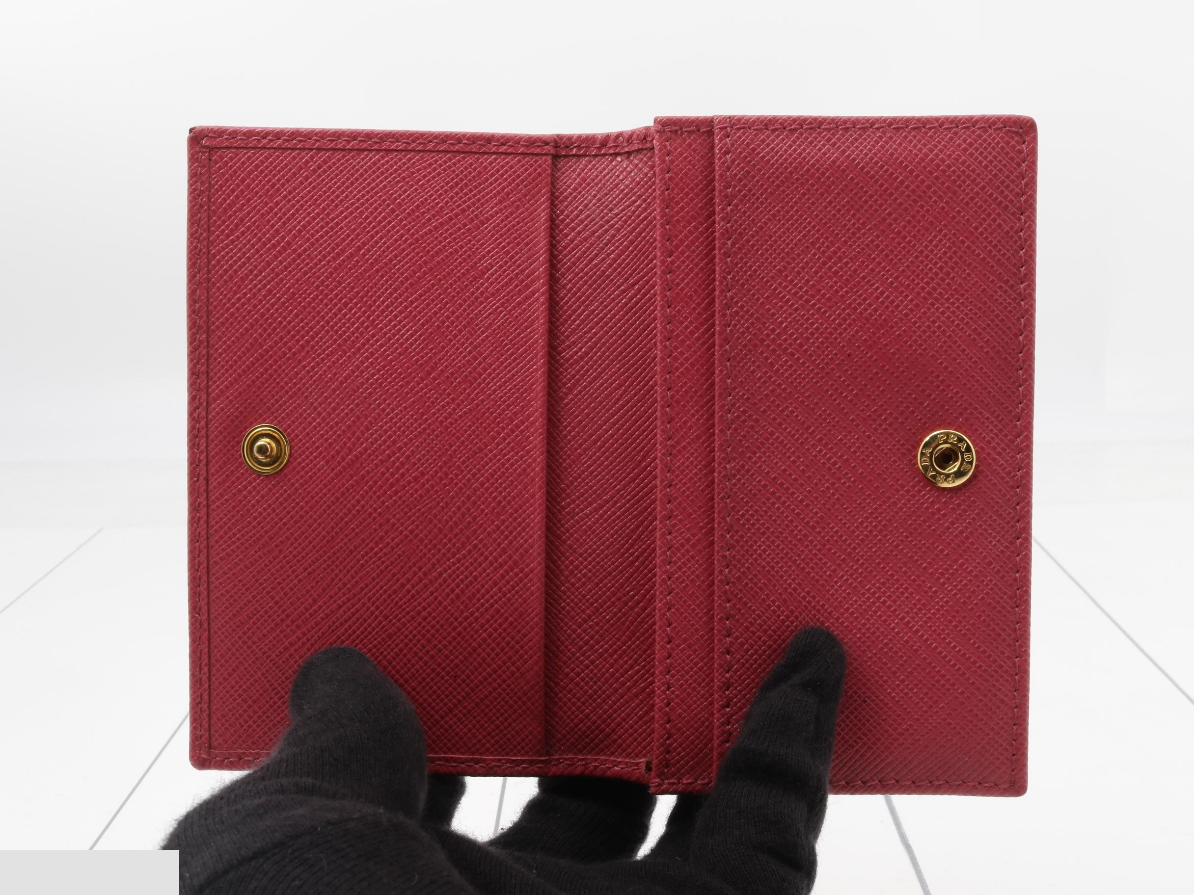 Other items: Bags, notebook covers, card cases, etc. — view 4