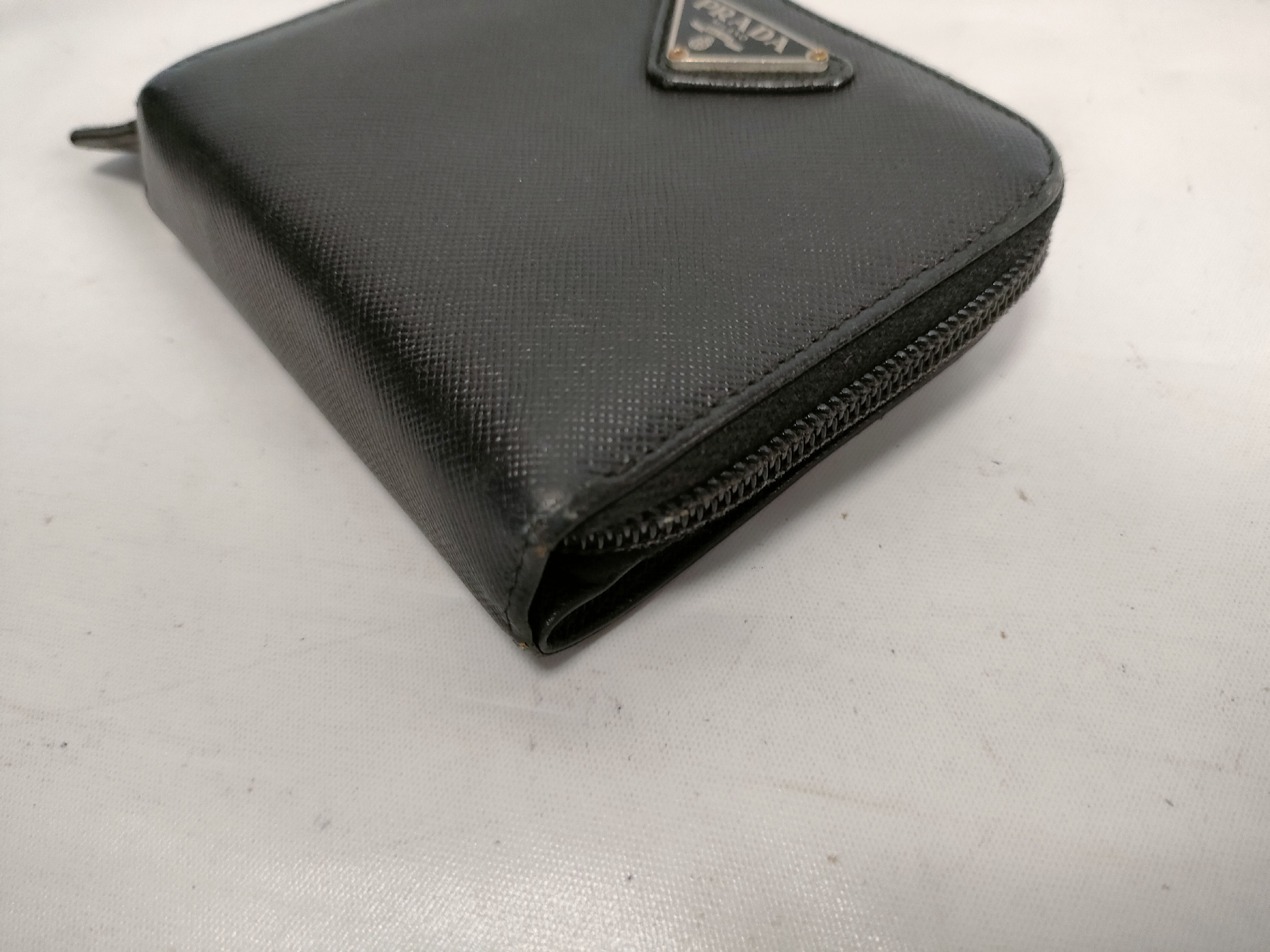 Nylon Bi-fold Wallet with Round Zipper — view 3