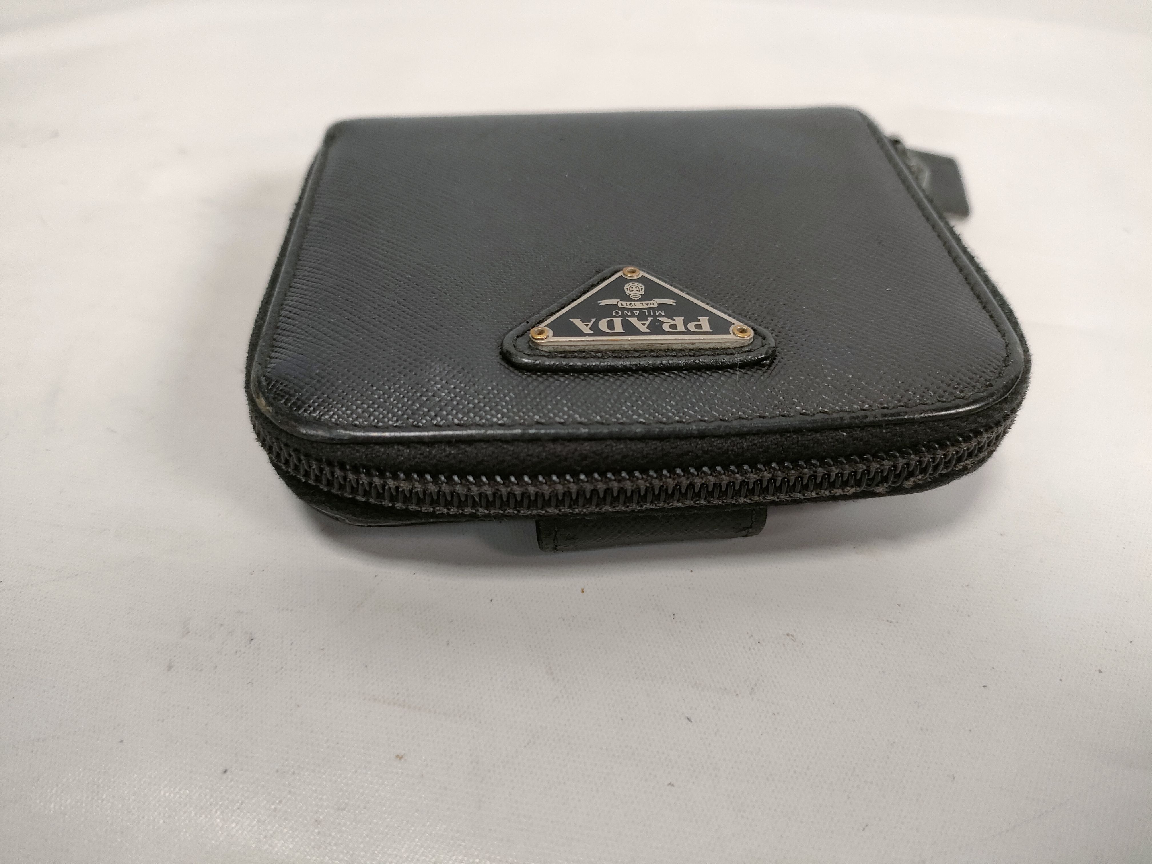 Nylon Bi-fold Wallet with Round Zipper — view 6
