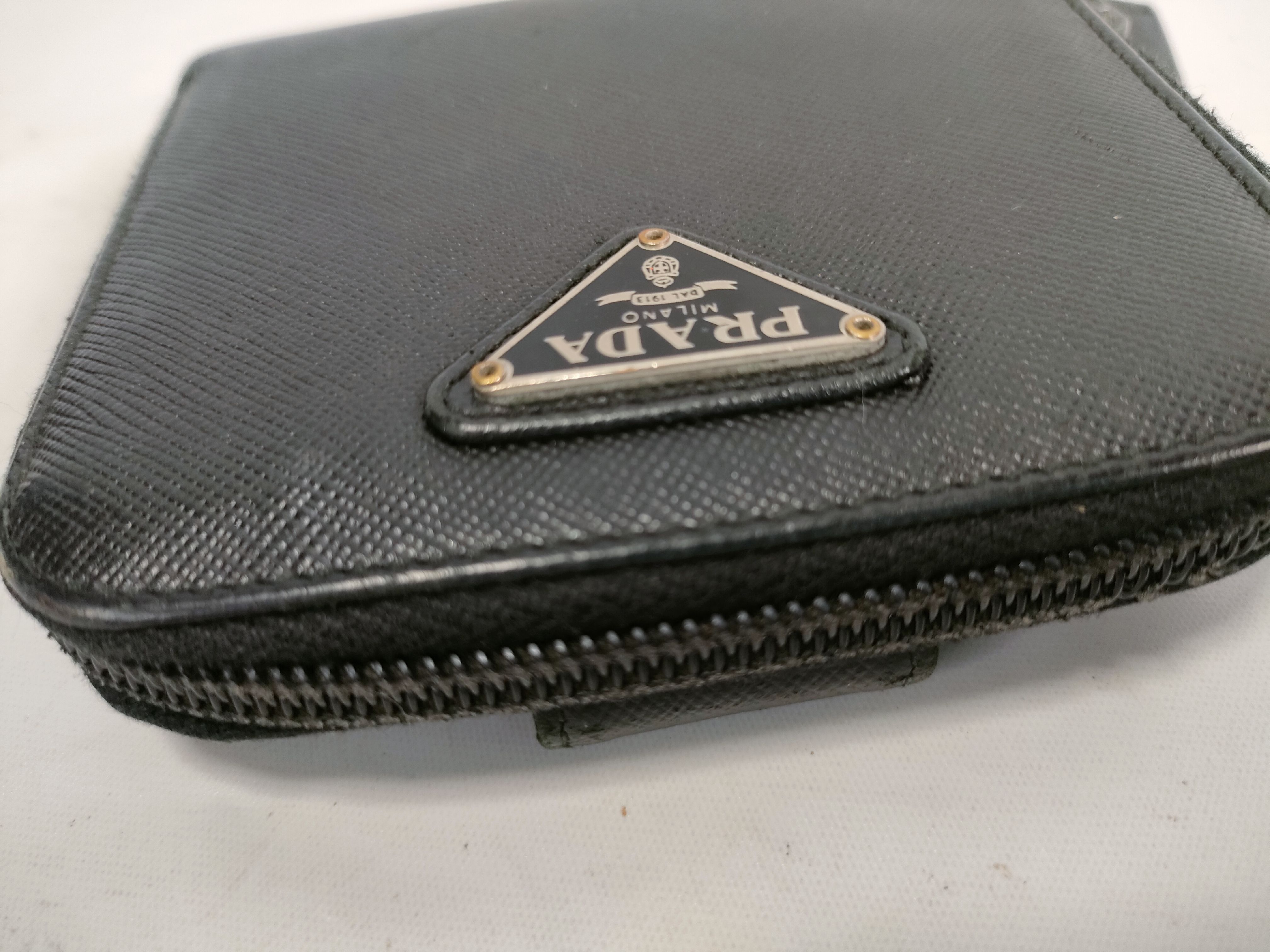 Nylon Bi-fold Wallet with Round Zipper — view 7