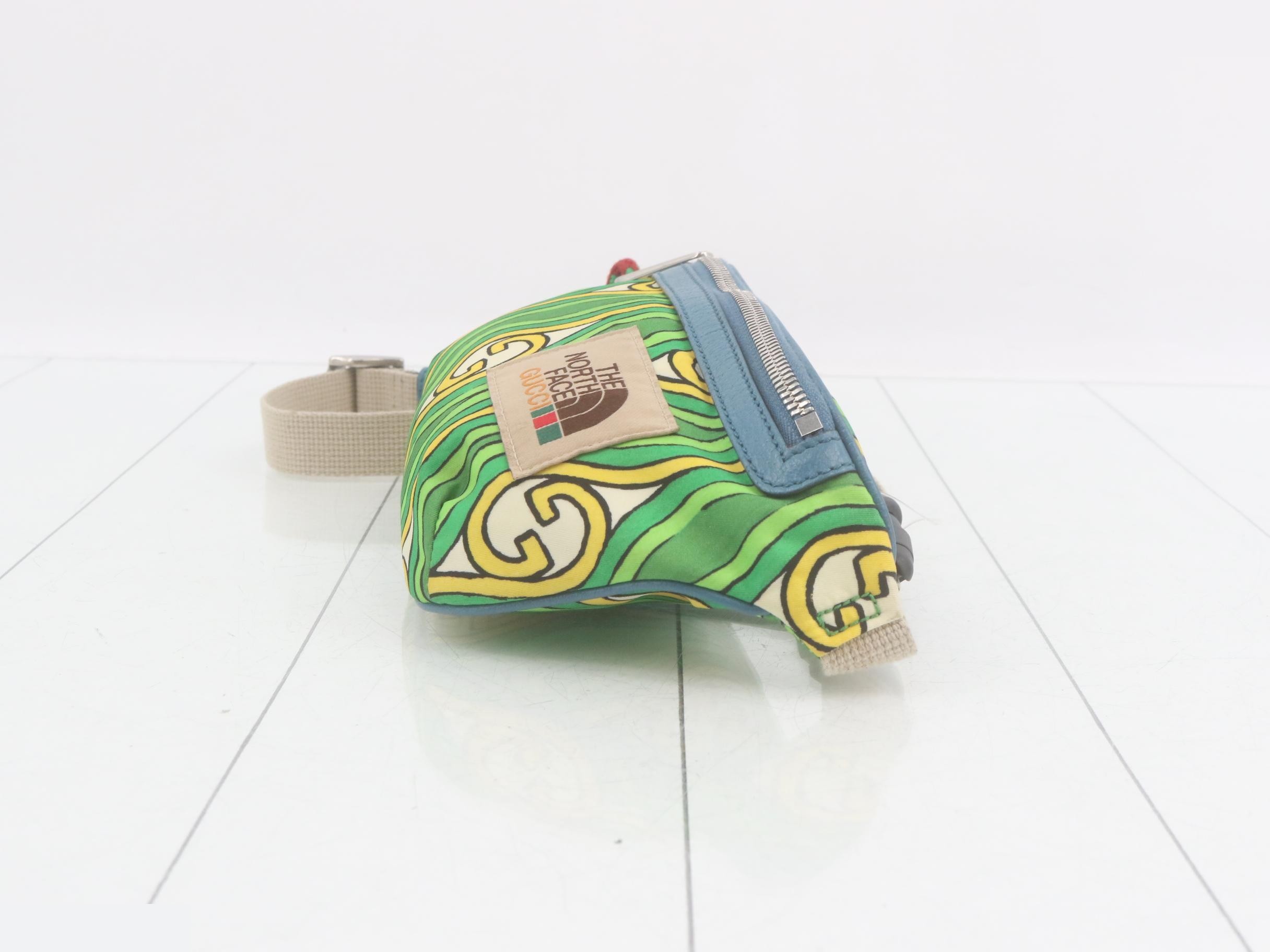 650299 The North Face Body Bag — view 3