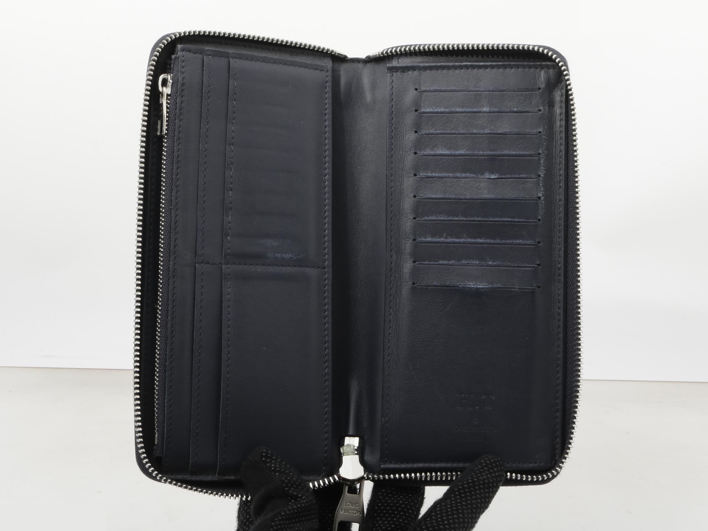 Zippy Wallet Vertical — view 4