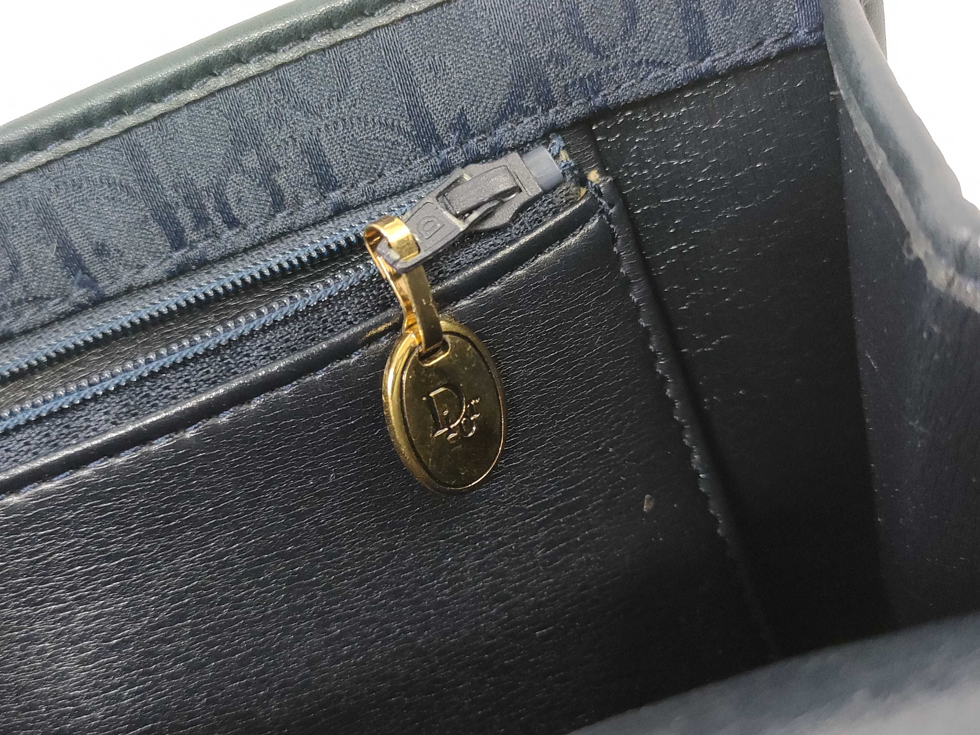 Trotter Chain Vintage Shoulder Bag — view 13