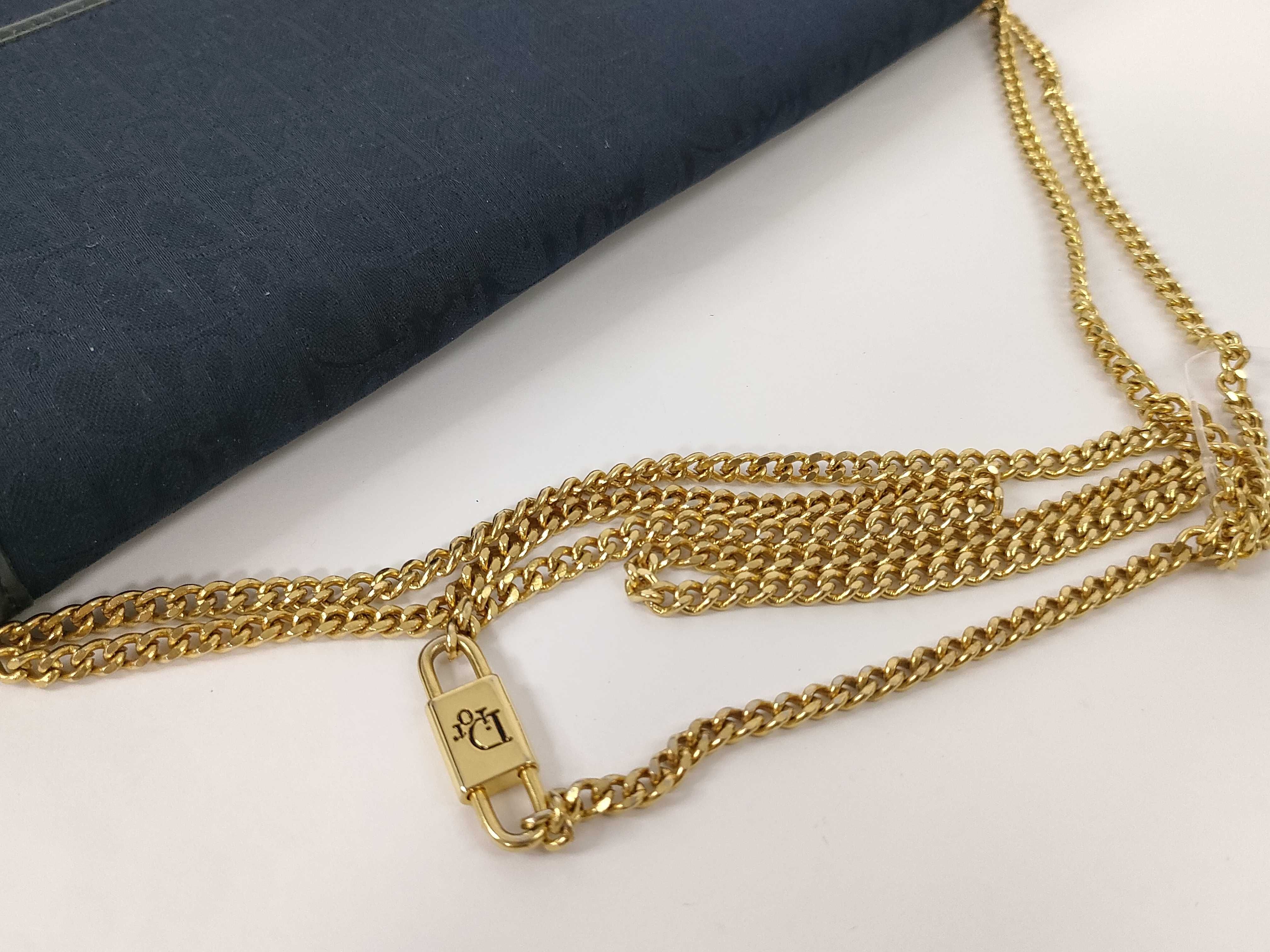 Trotter Chain Vintage Shoulder Bag — view 3
