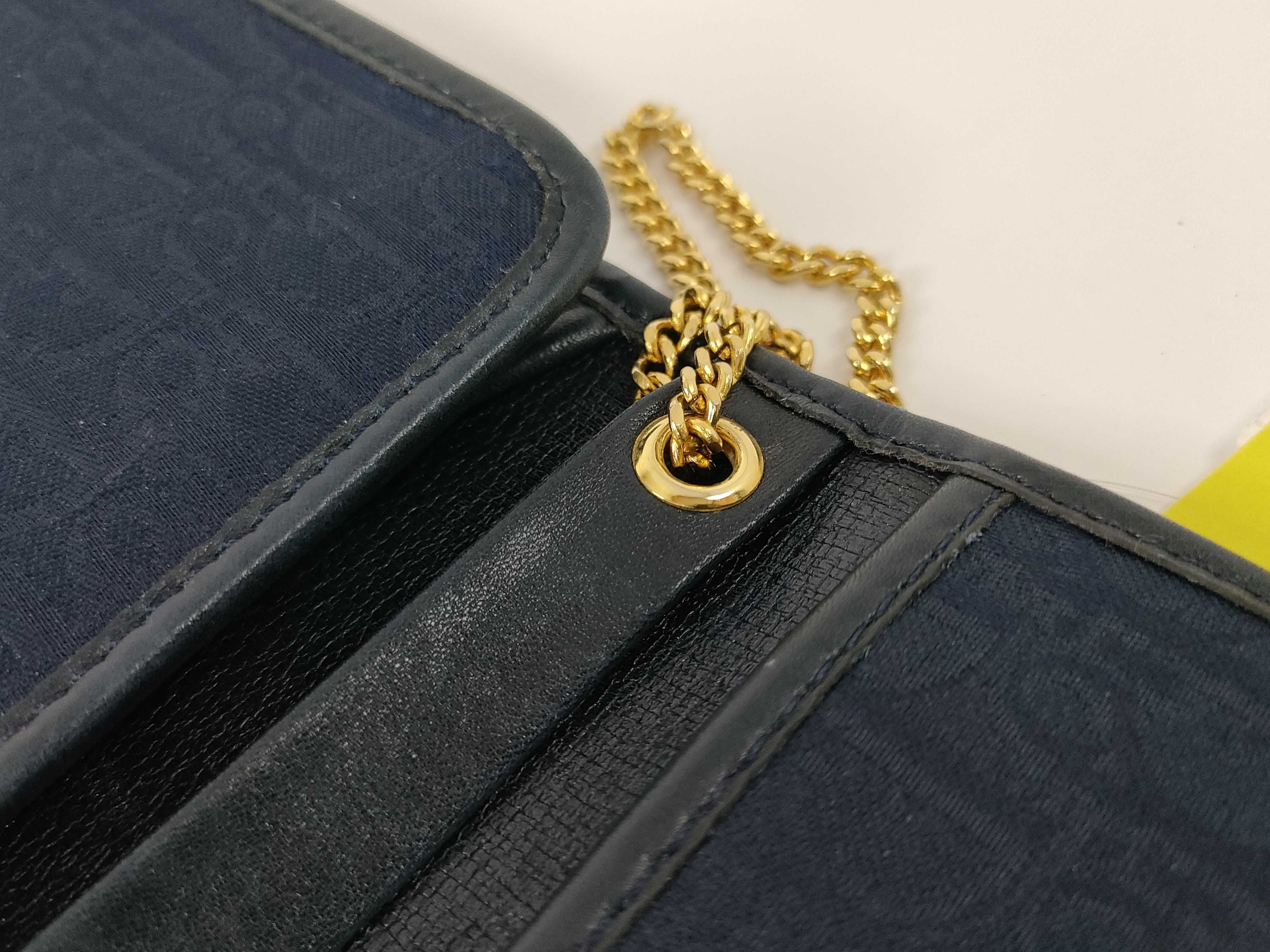 Trotter Chain Vintage Shoulder Bag — view 5