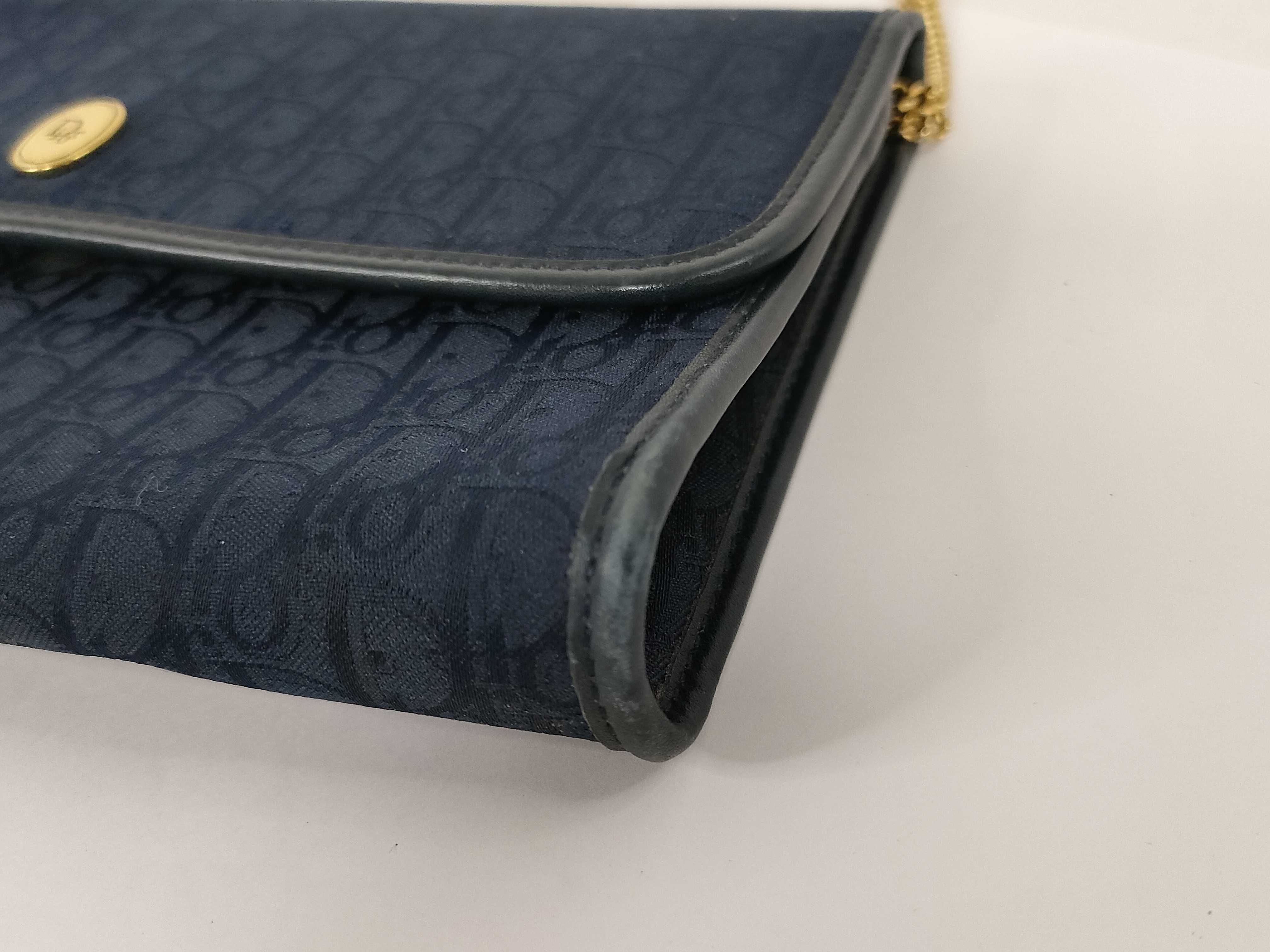 Trotter Chain Vintage Shoulder Bag — view 6