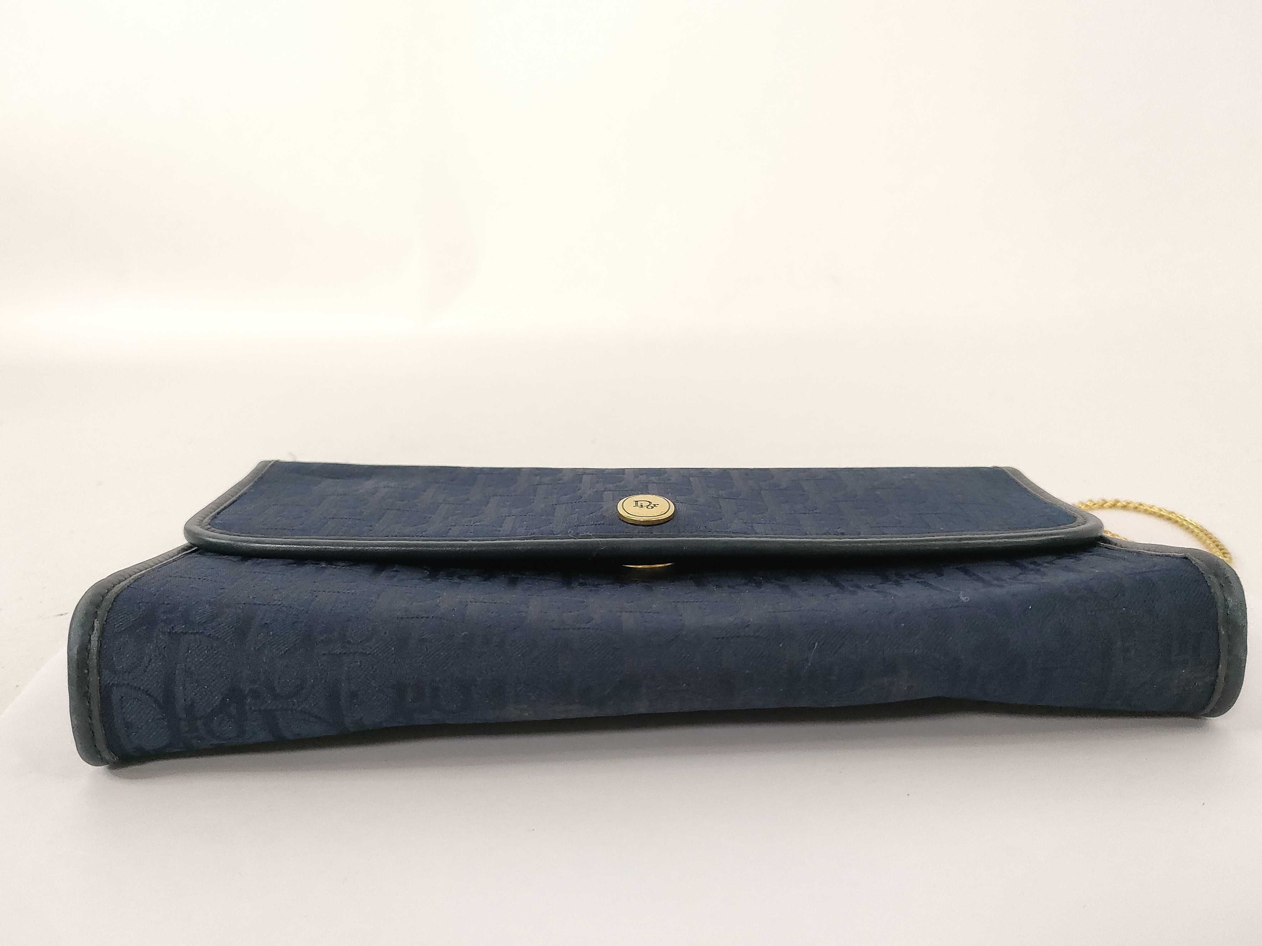 Trotter Chain Vintage Shoulder Bag — view 7