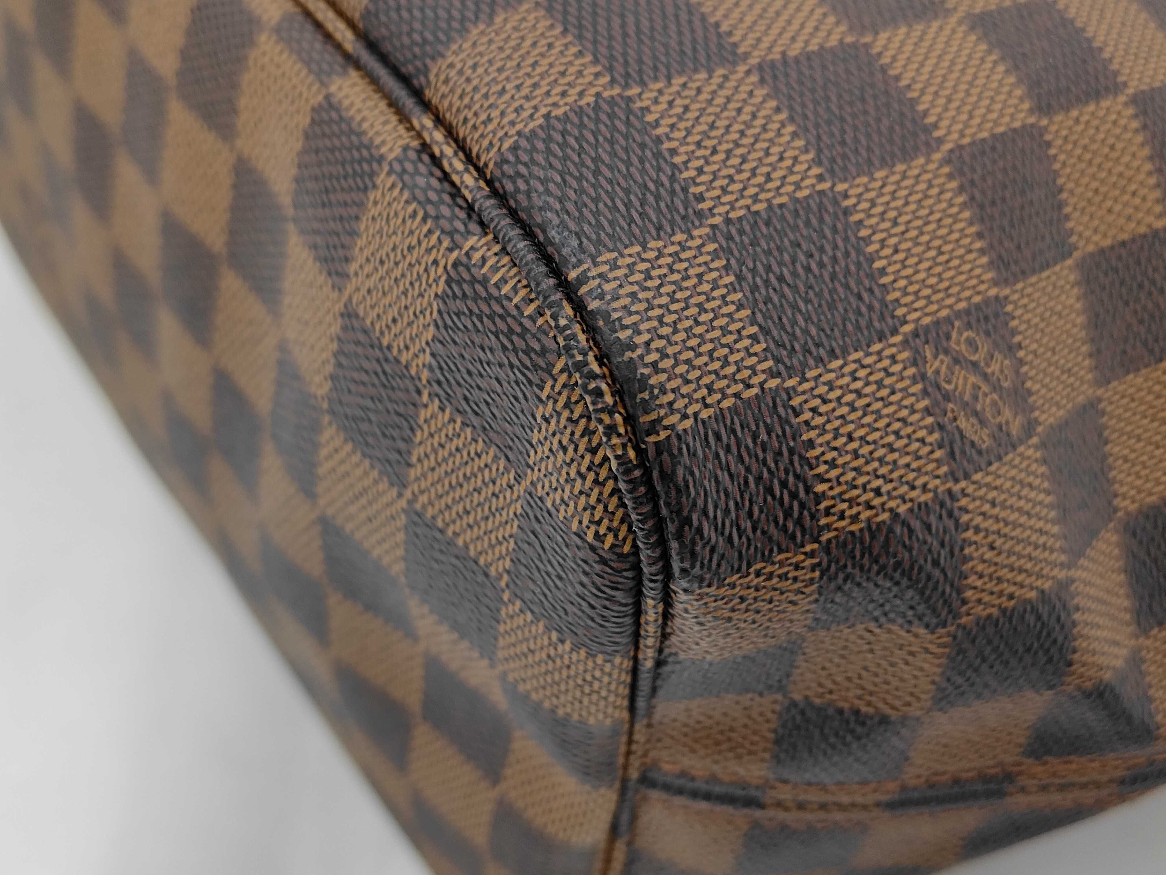 Damier Neverfull MM Tote Bag — view 7