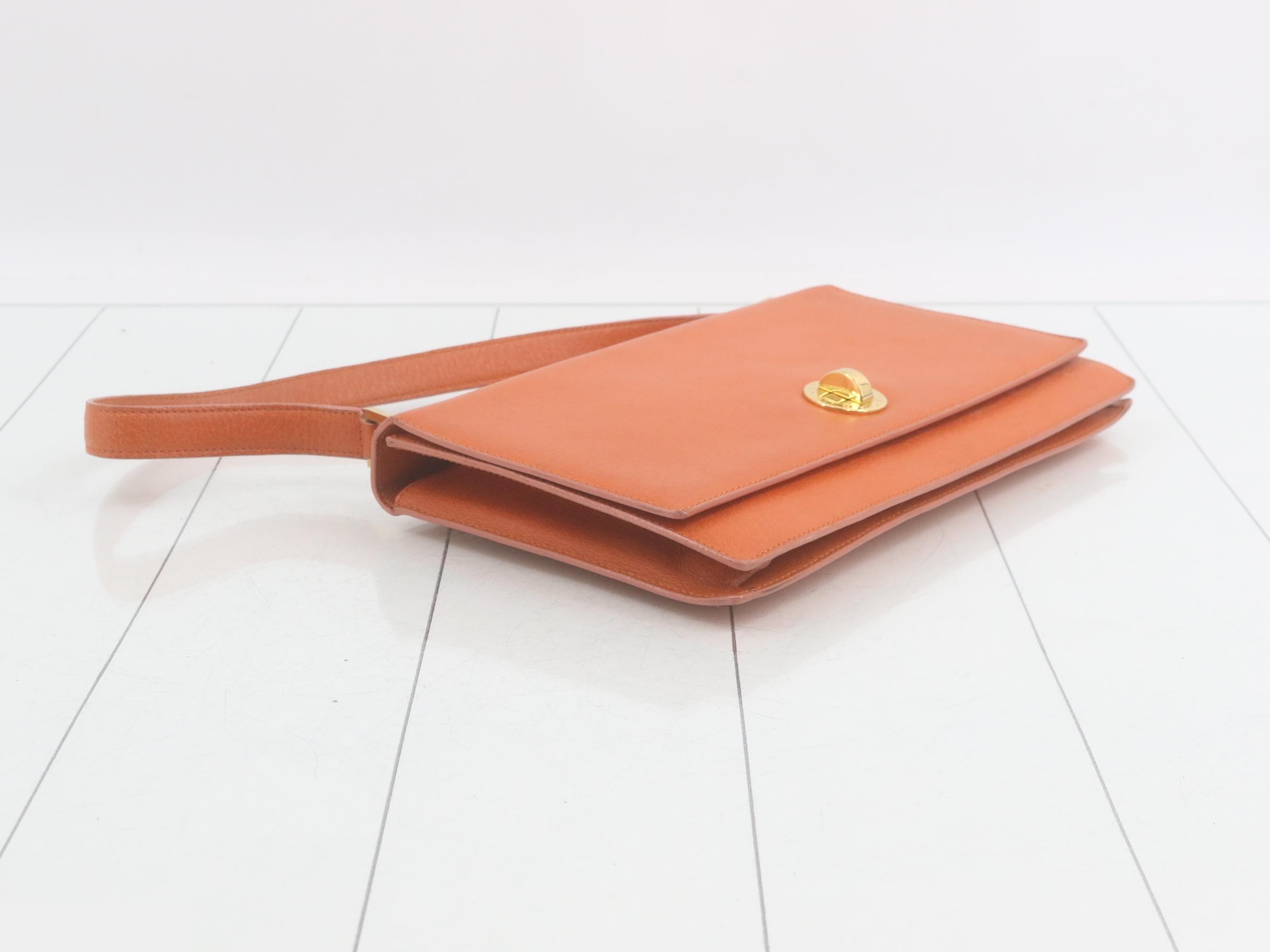 handbag — view 5