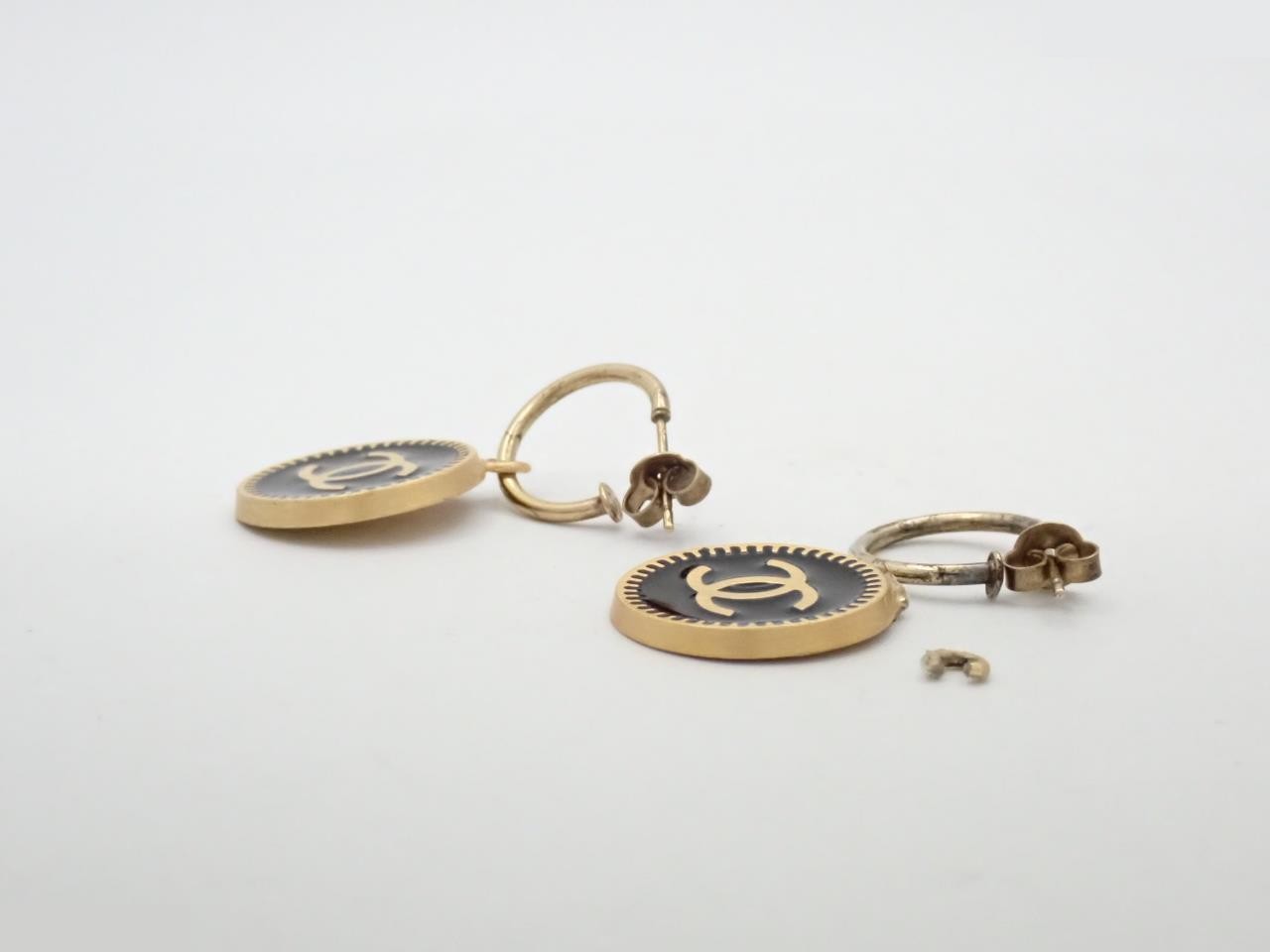 Earrings with Coco Mark logo — view 3