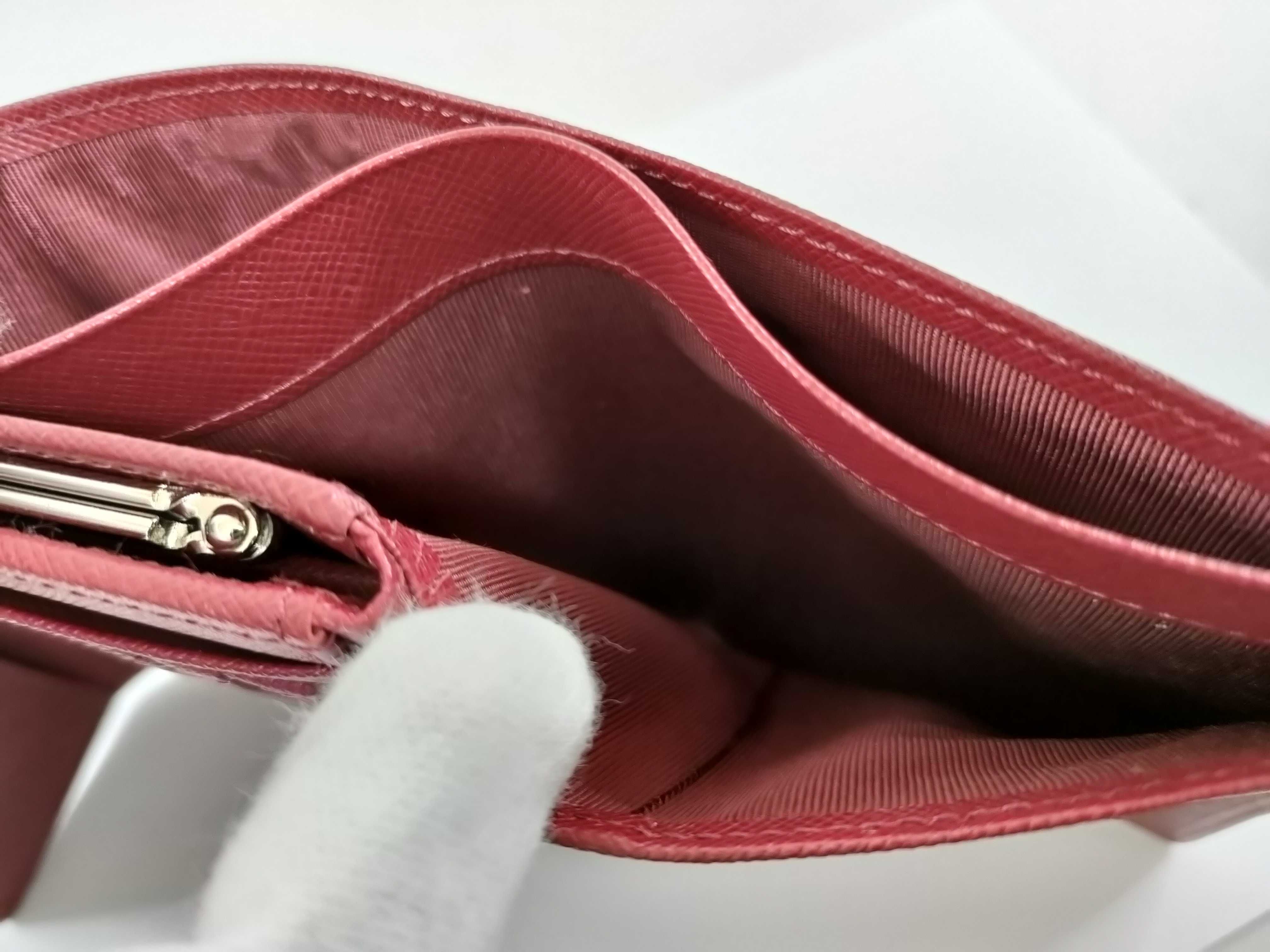 Check Clasp Medium Wallet/Fold Wallet Red Wallet — view 11
