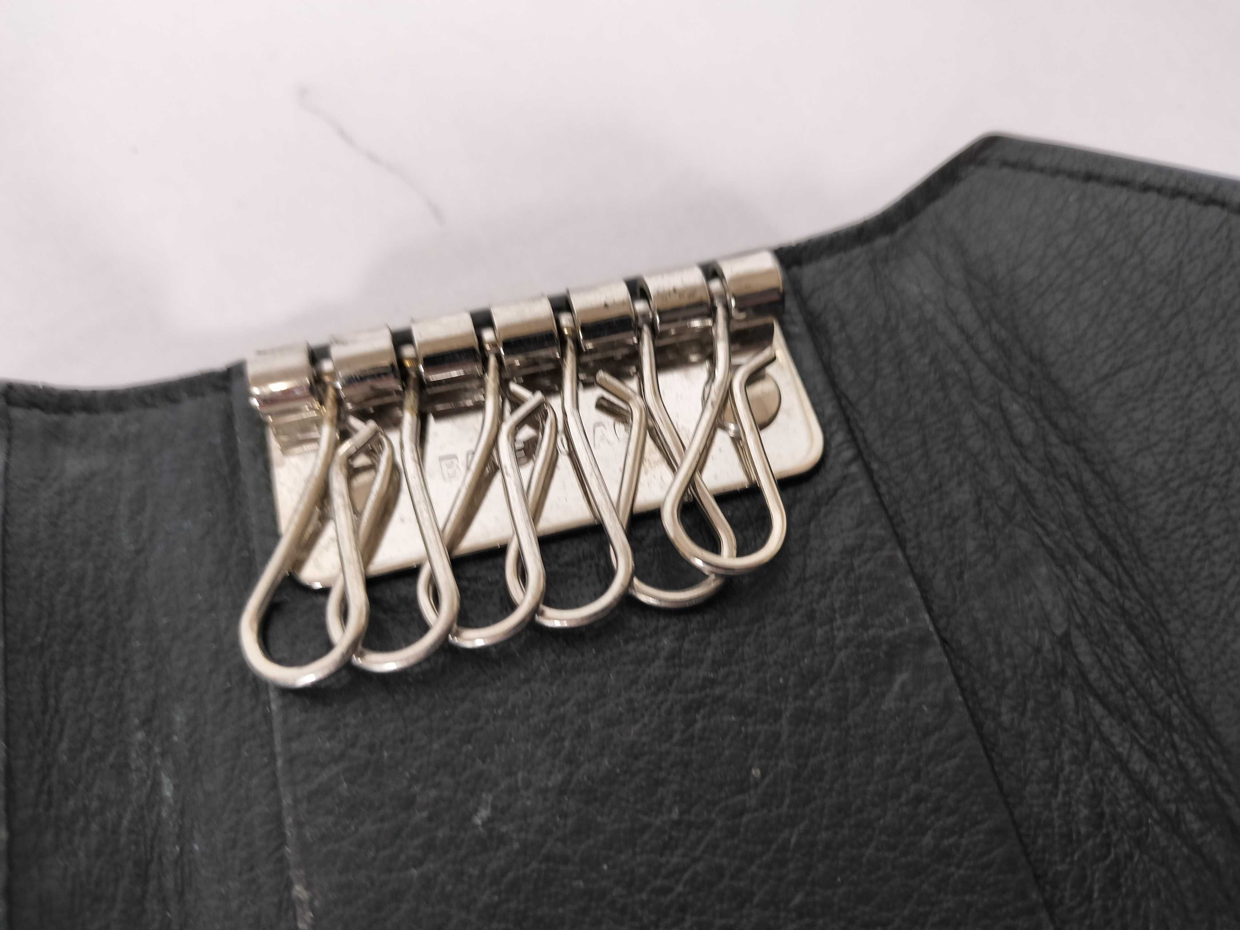 Key Case — view 9