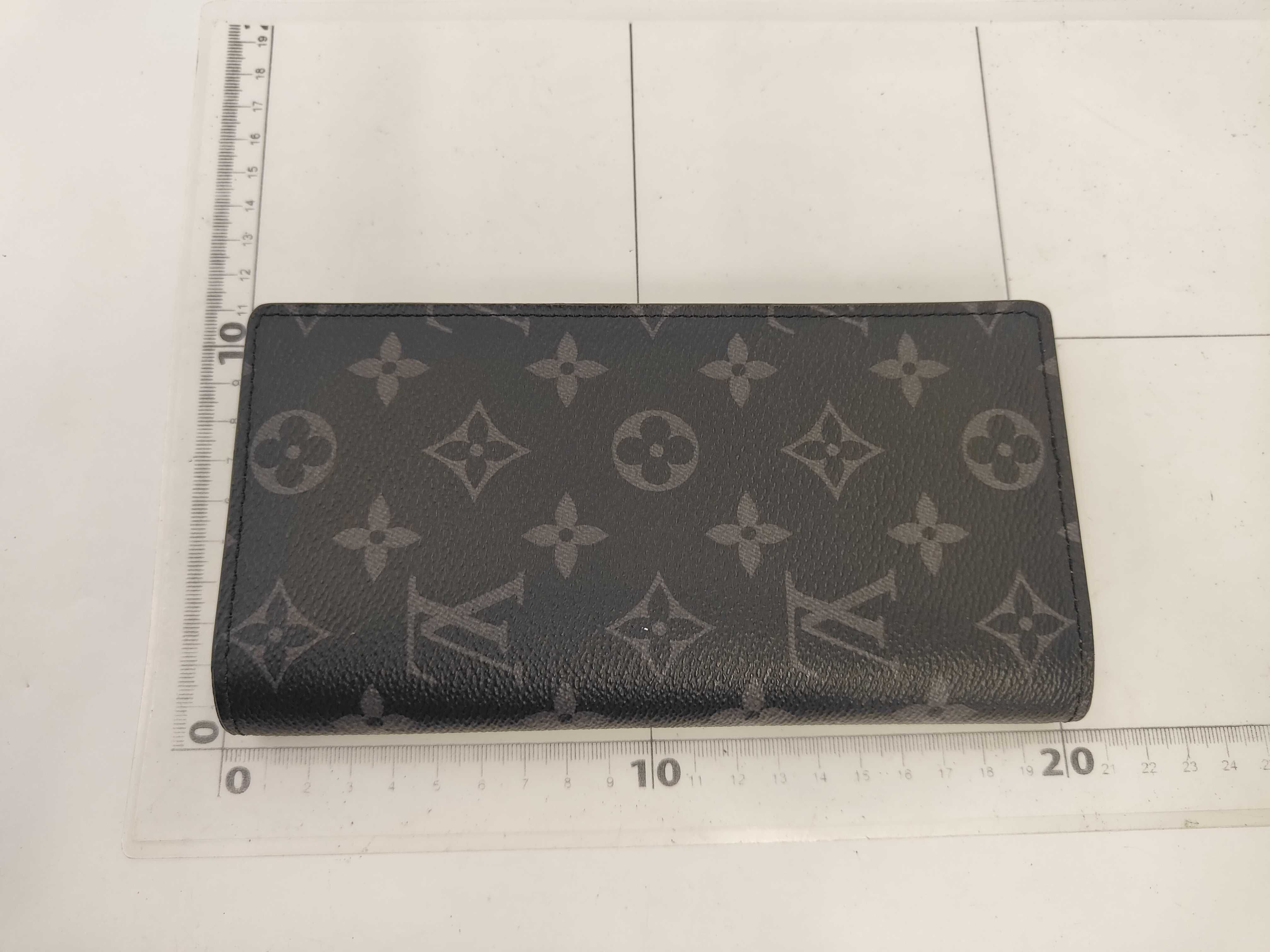 M61697 Monogram Eclipse Portefeuille Brazza Black Wallet — view 2