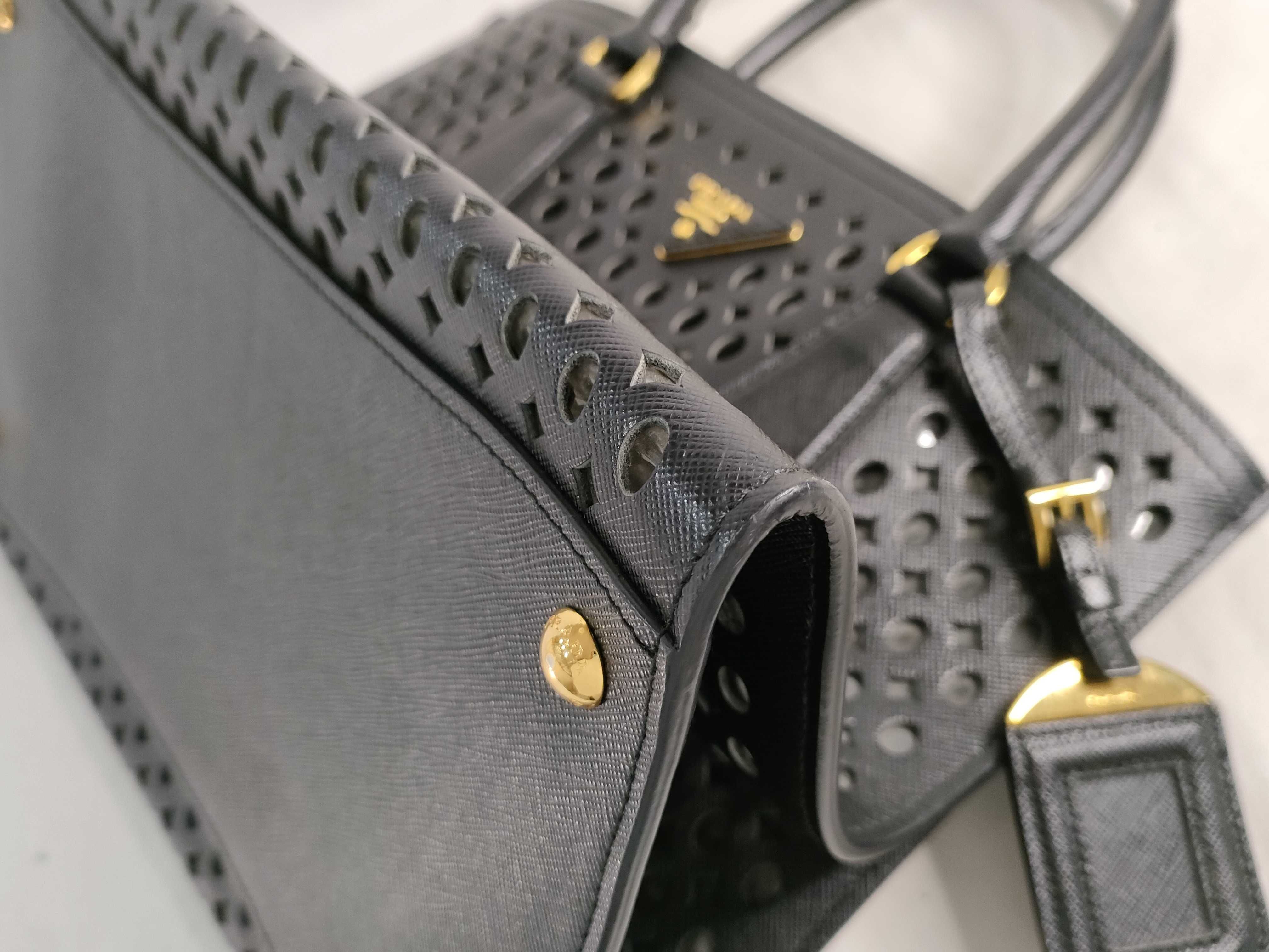 Saffiano Lux Leather Tote Bag, Black BR5016 Tote Bag — view 6