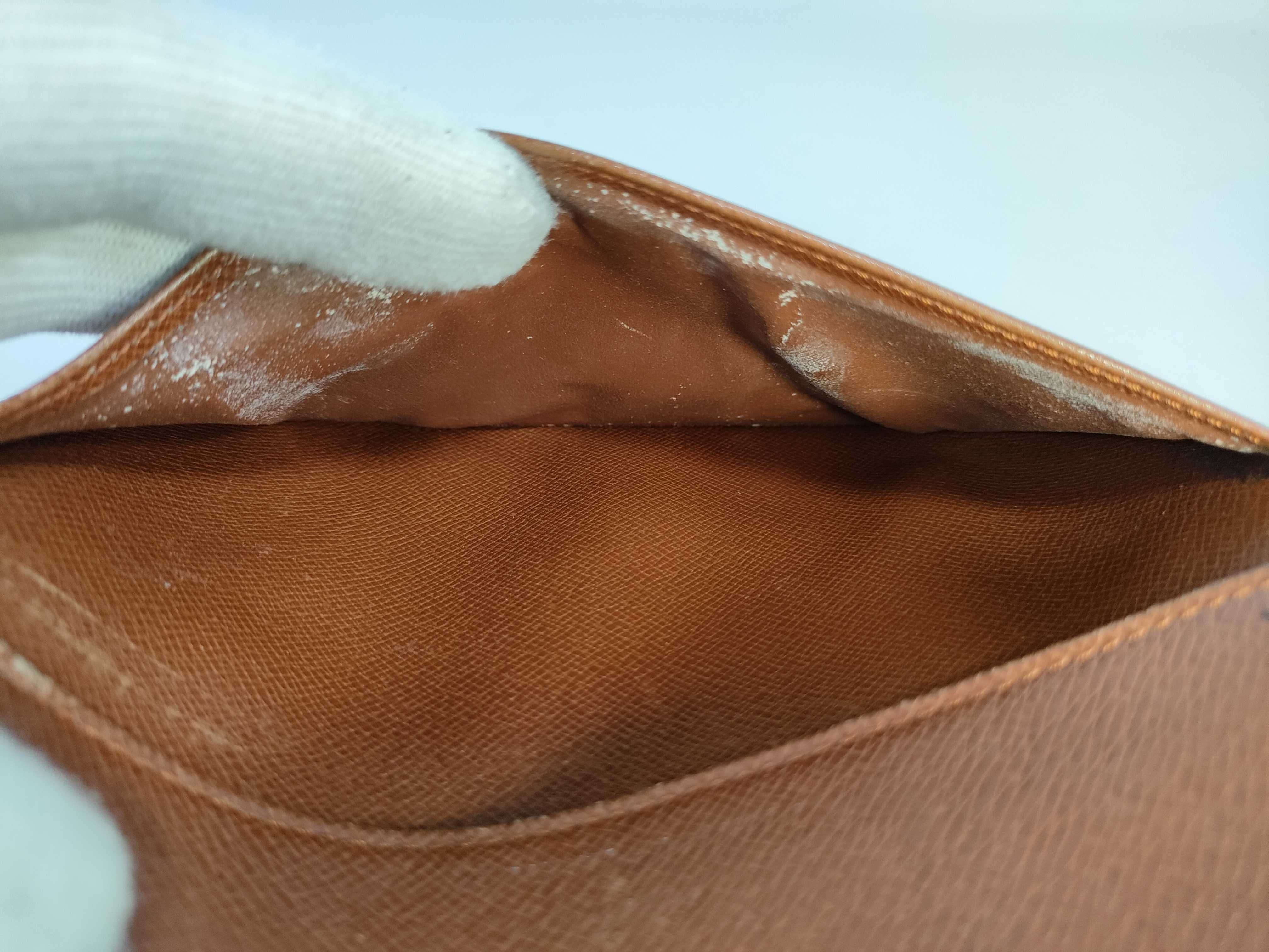 Monogram Louis Vuitton Wallet Billfold — view 11