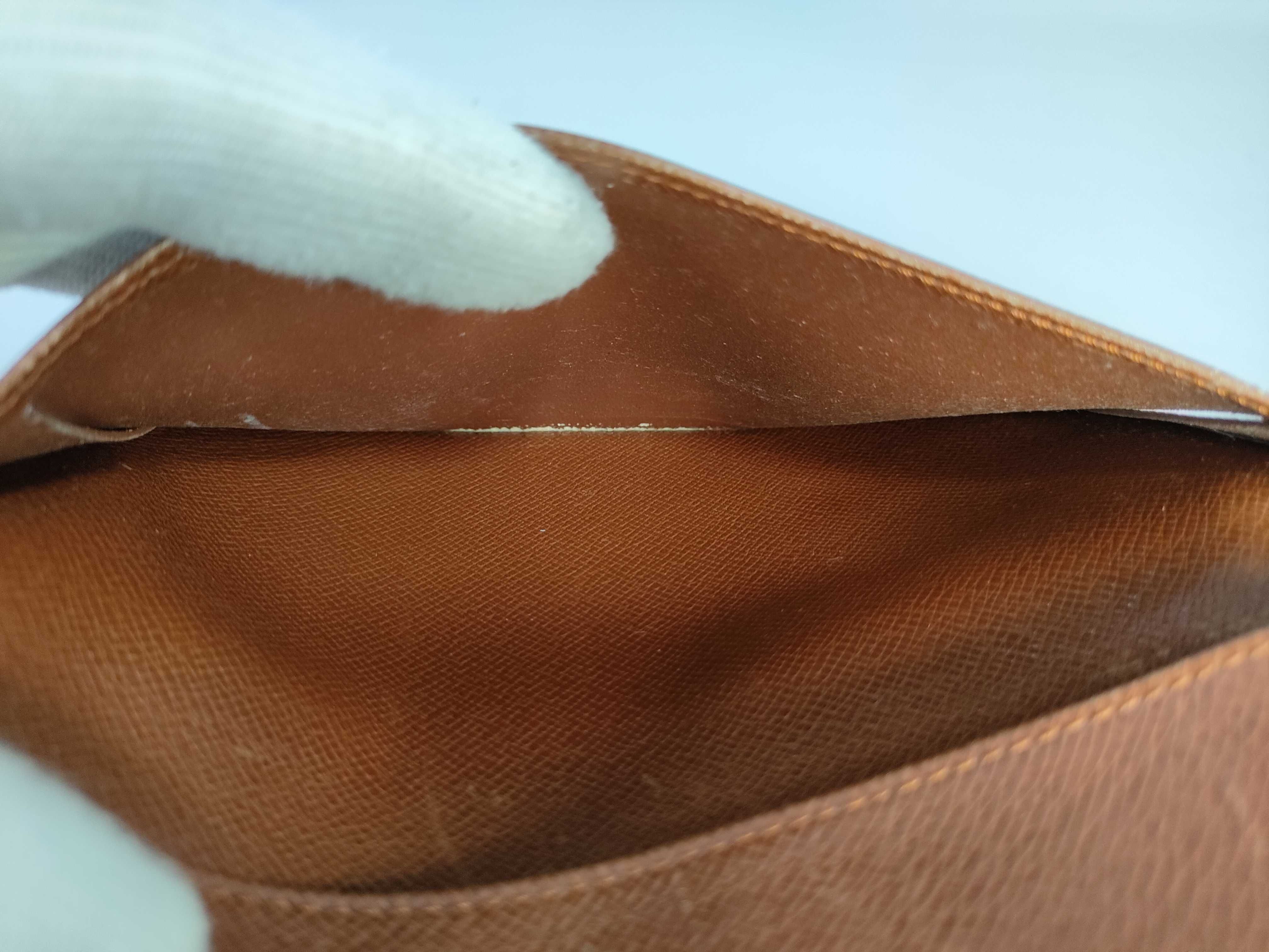 Monogram Louis Vuitton Wallet Billfold — view 10
