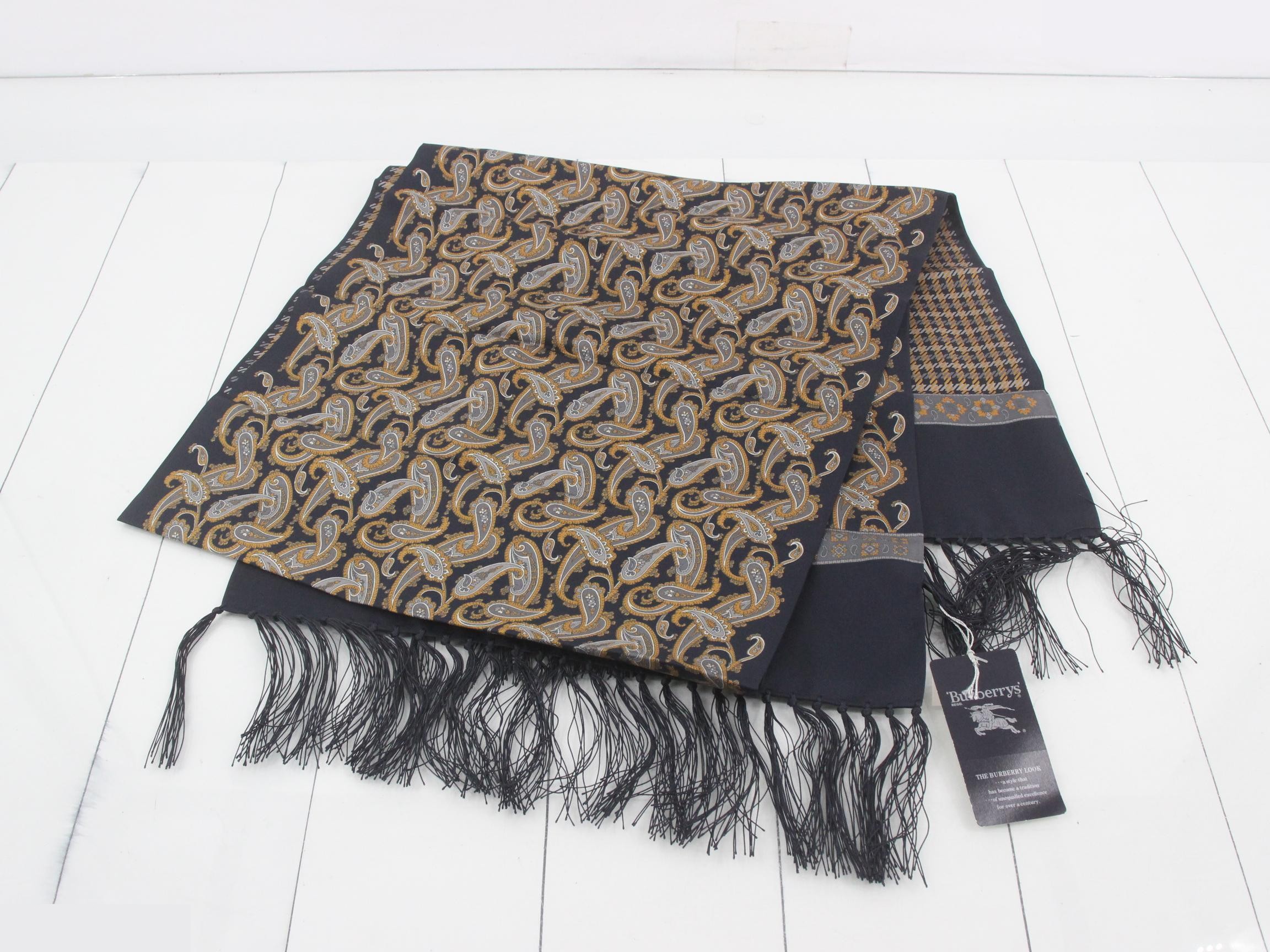 Silk paisley pattern scarf — view 3