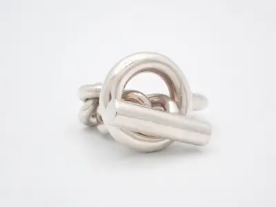 Croisette ring, 925 sterling silver, 15.1g, stamped "52", actual size #9