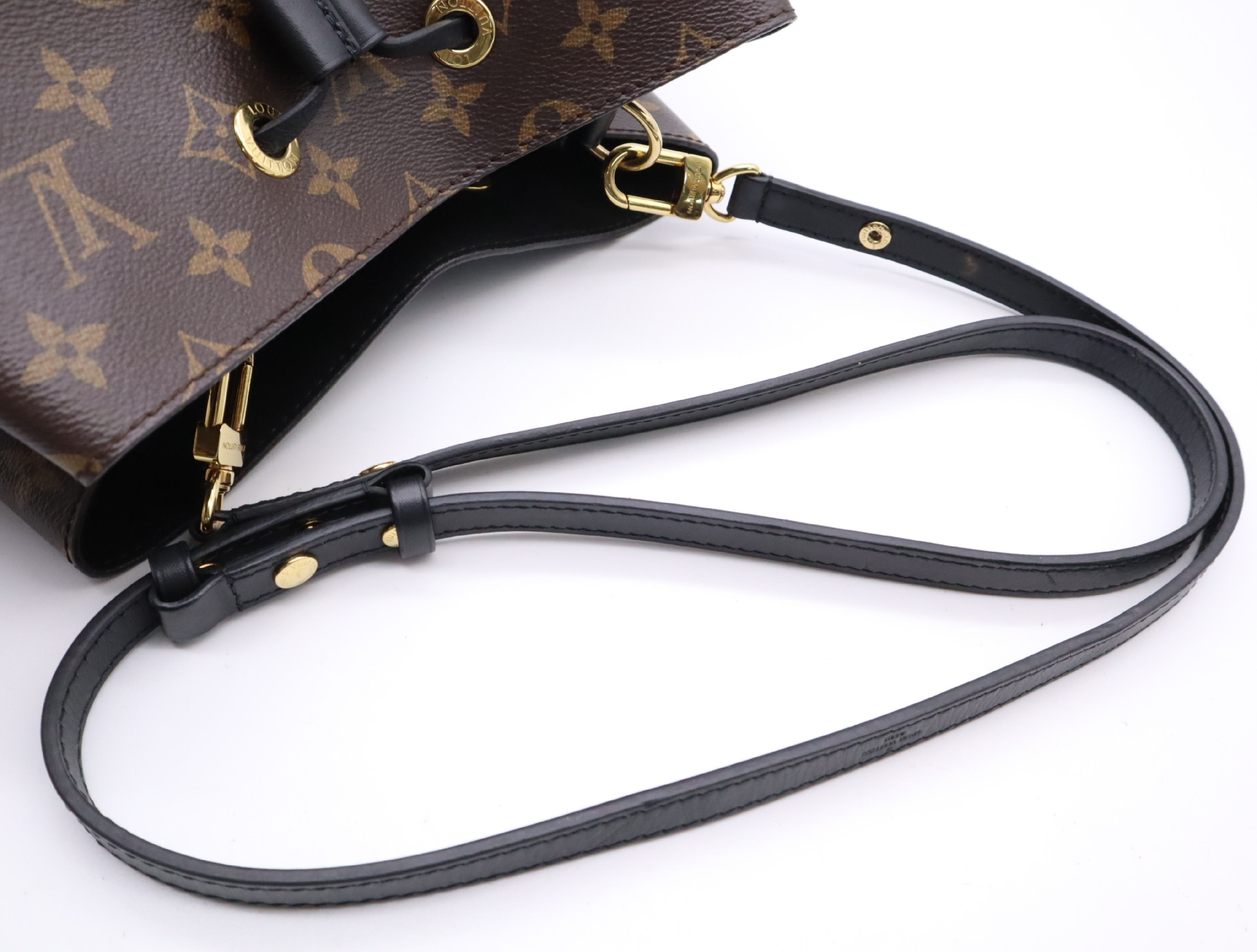 M44020 Monogram Neo Noe Noir Shoulder Bag with Shoulder Strap — view 10