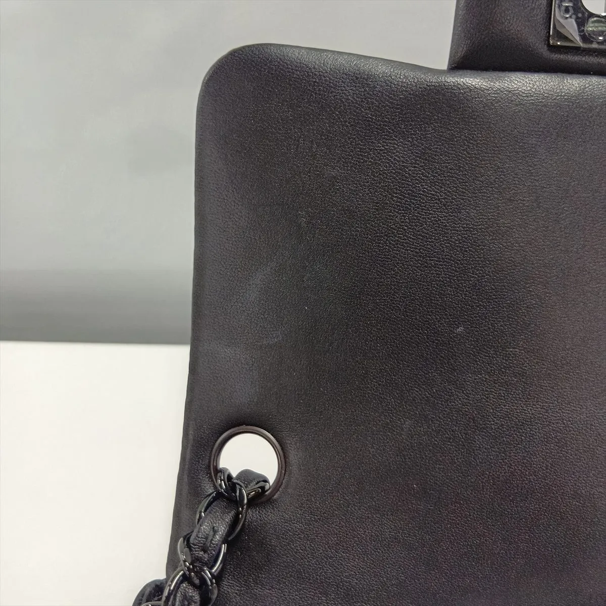 [Individually packaged] Chanel Mini Matelassé 17 Lambskin Single Flap Single Chain Bag, Black with Black Hardware, P4UPC3X9, Random Plate, A35200 — view 12