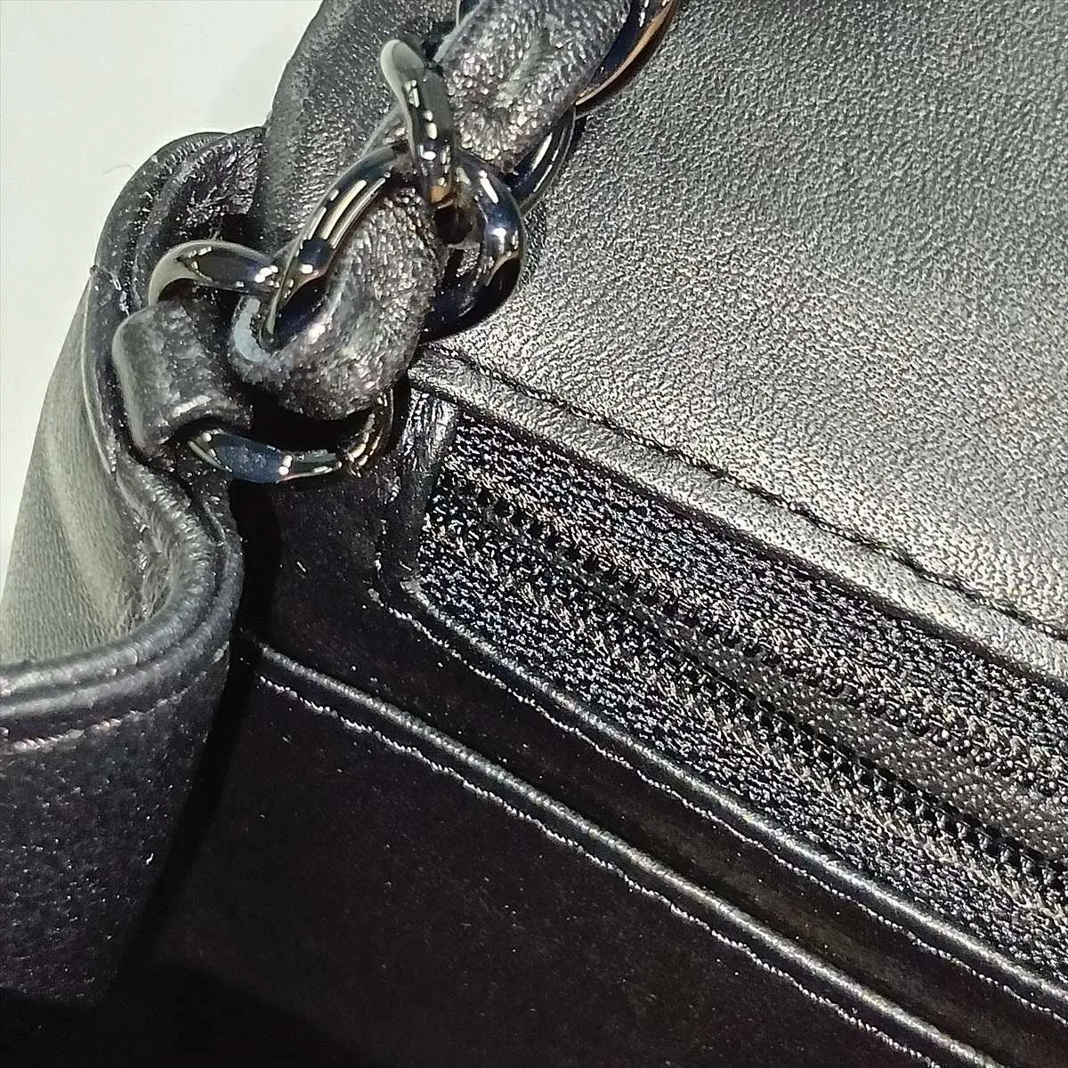 [Individually packaged] Chanel Mini Matelassé 17 Lambskin Single Flap Single Chain Bag, Black with Black Hardware, P4UPC3X9, Random Plate, A35200 — view 14