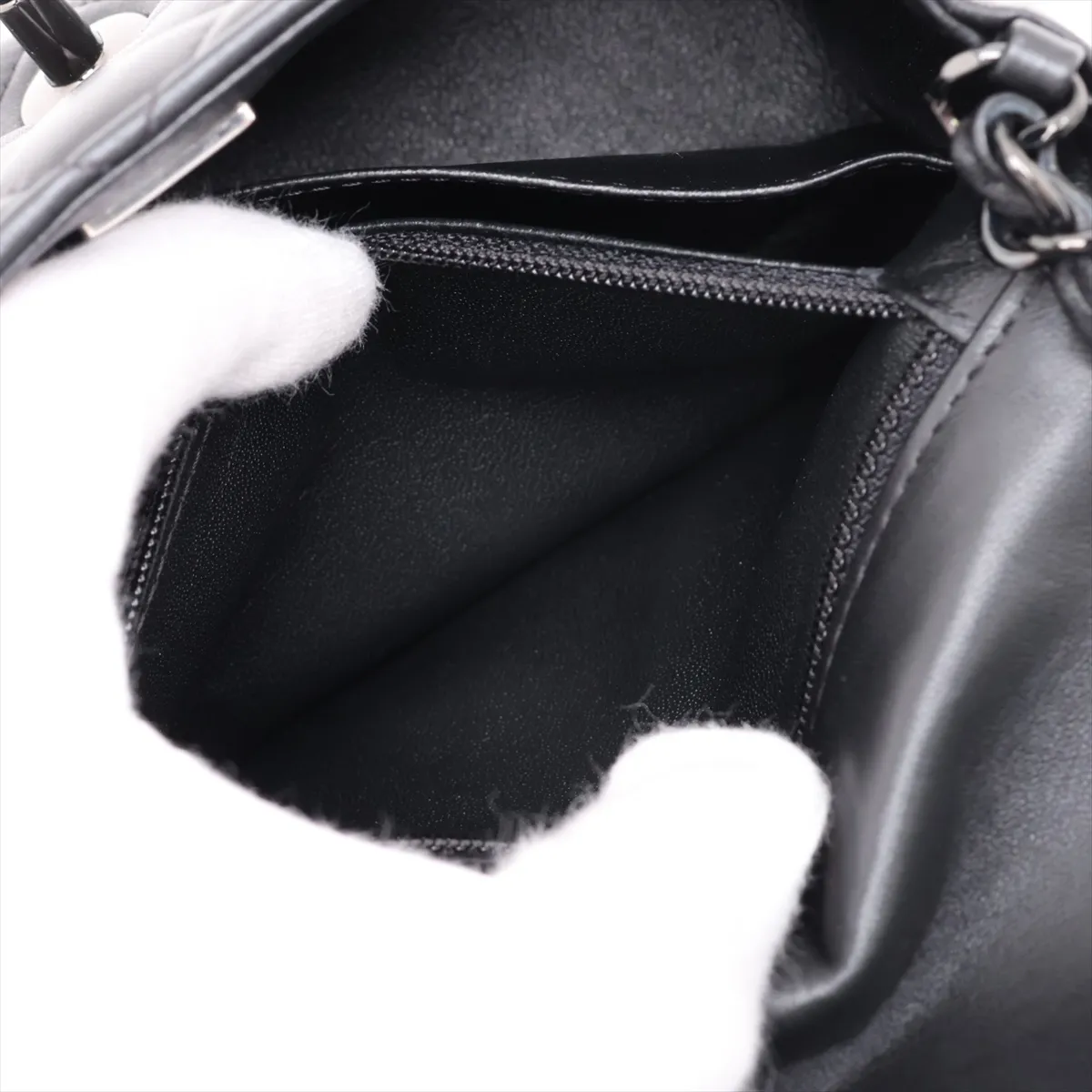 [Individually packaged] Chanel Mini Matelassé 17 Lambskin Single Flap Single Chain Bag, Black with Black Hardware, P4UPC3X9, Random Plate, A35200 — view 8