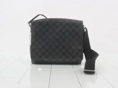 Damier Graphite District PM NM Shoulder